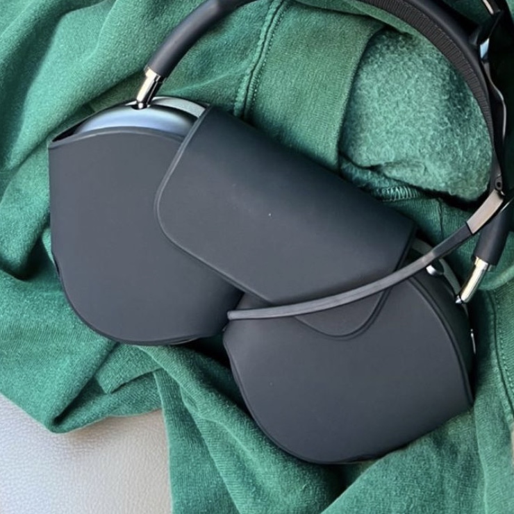 Apple AirPods Max Lightning Space Gray (Korean Ver.) 착용 스타일