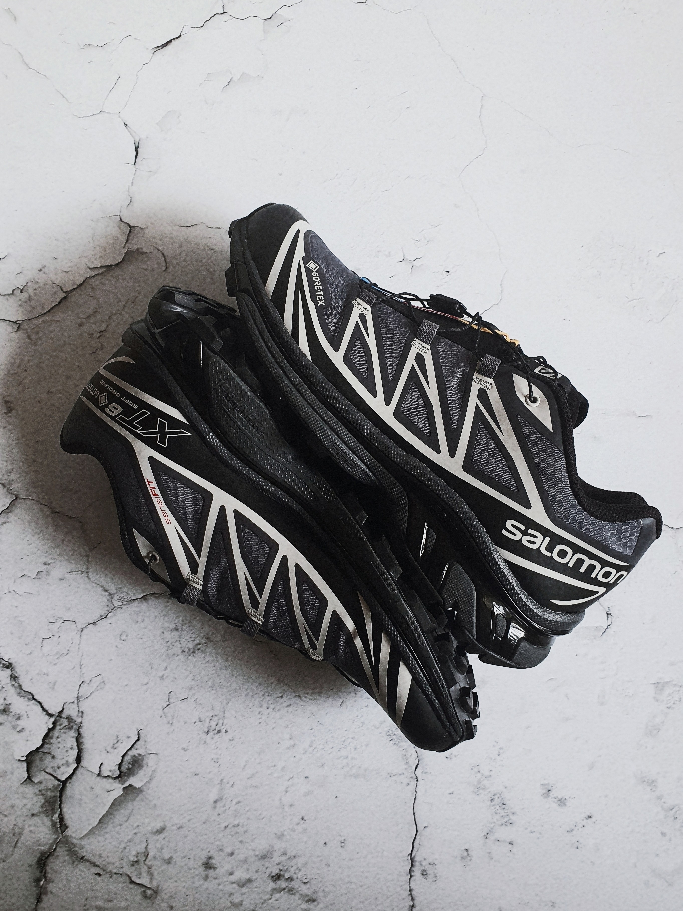 Salomon XT-6 Gore-Tex Black Ebony 착용 스타일
