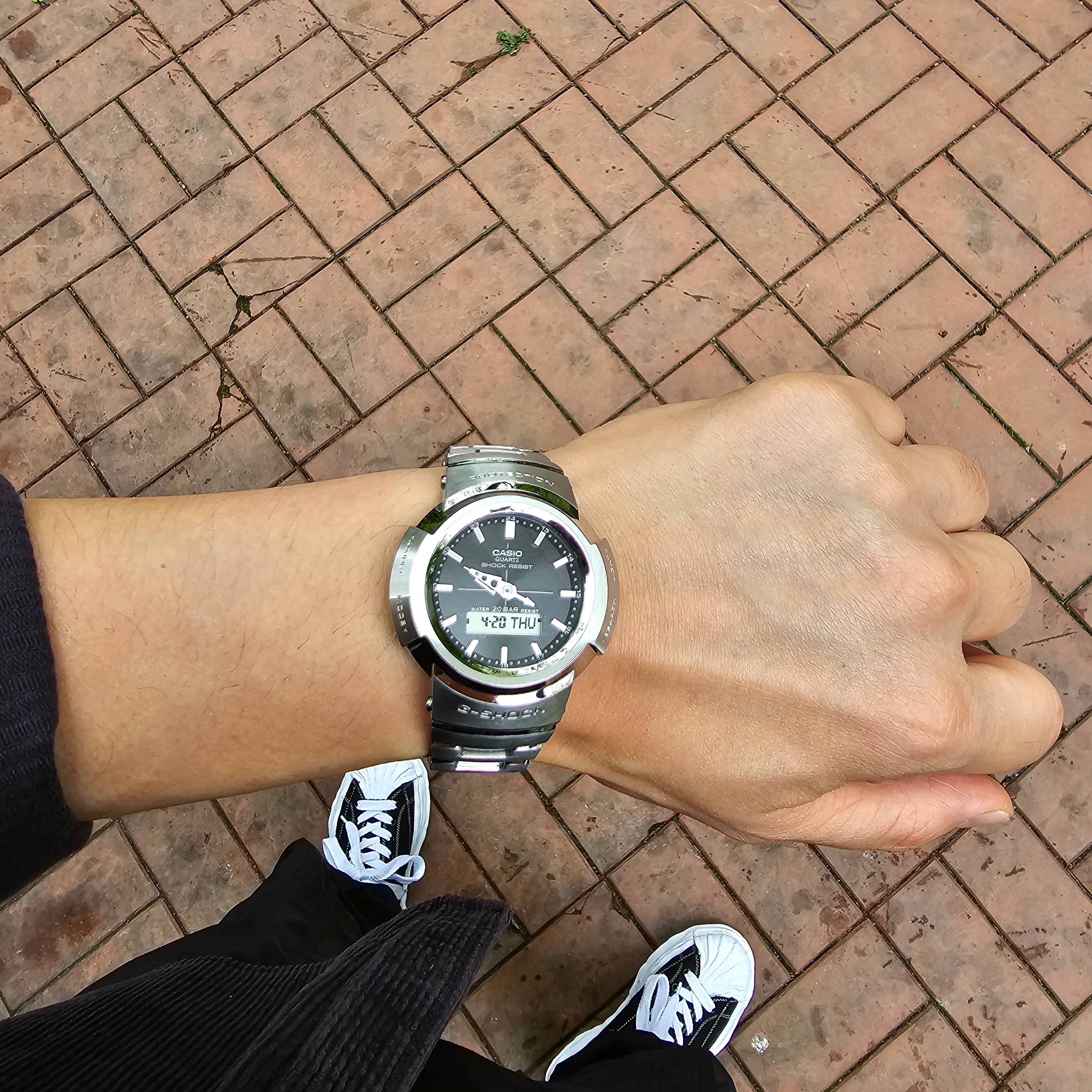 Maison Mihara Yasuhiro Blakey OG Sole Canvas Low-top Sneakers Black White 착용 스타일 - 3