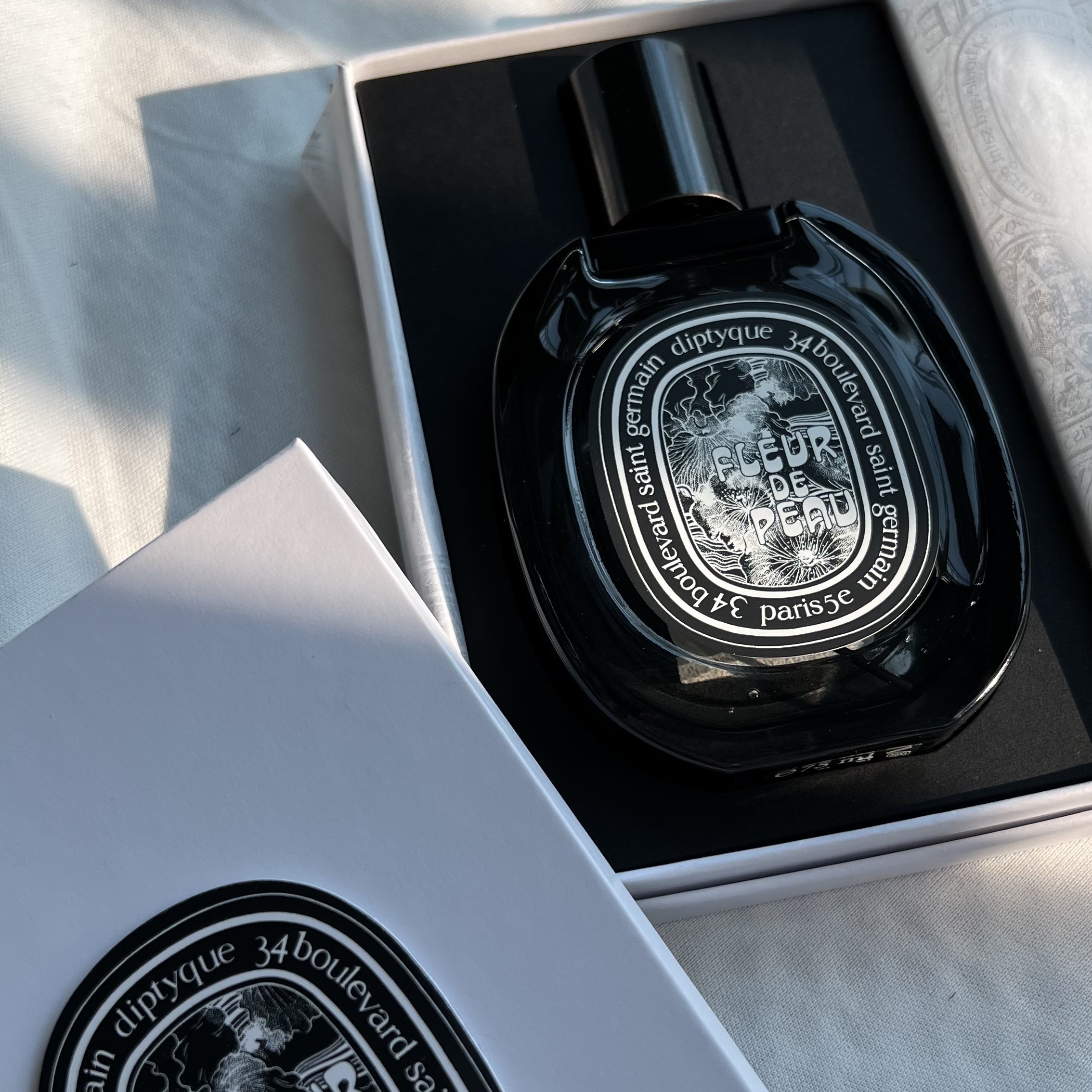 Diptyque Fleur De Peau Eau De Parfum 75ml 착용 스타일