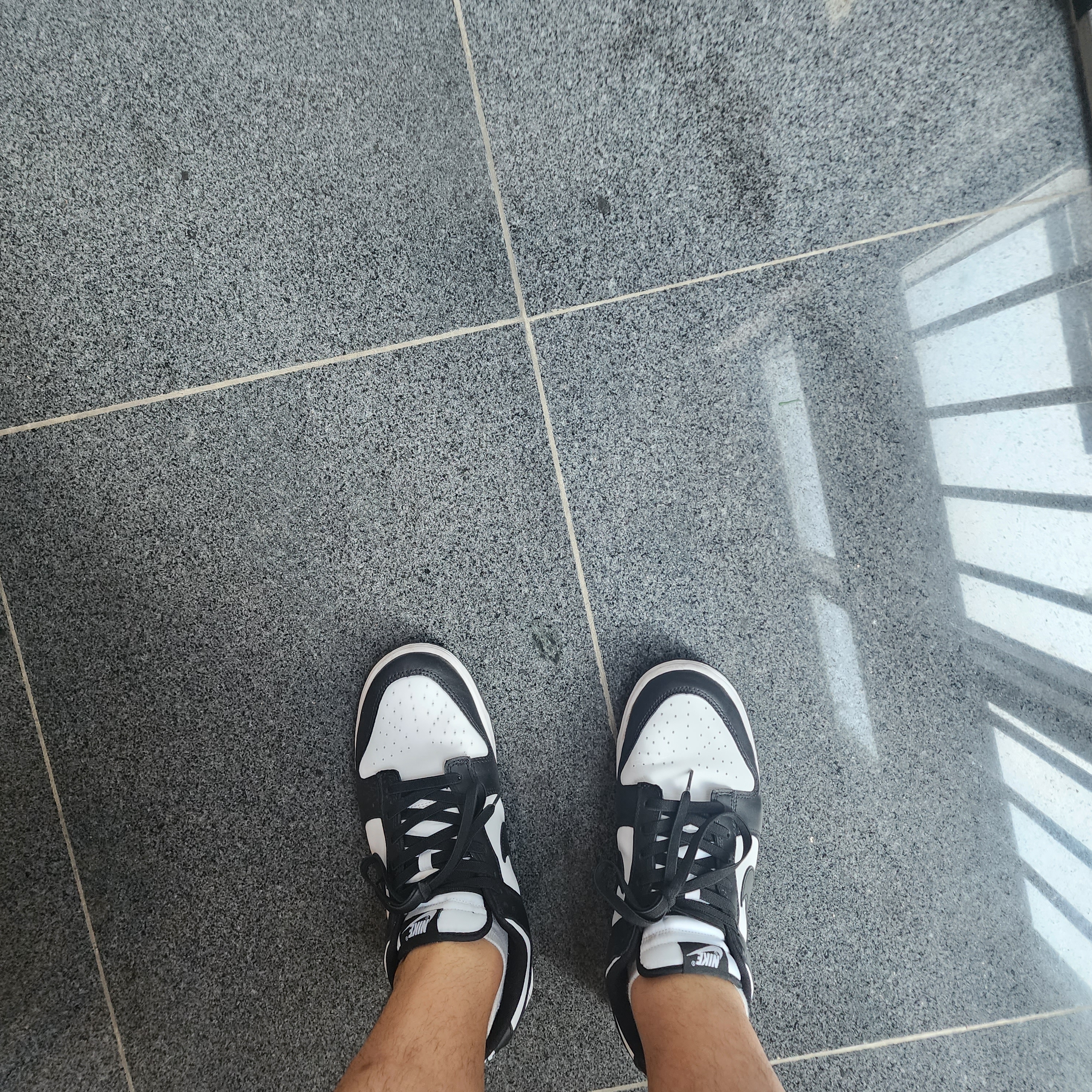 Nike Dunk Low Retro Black 착용 스타일