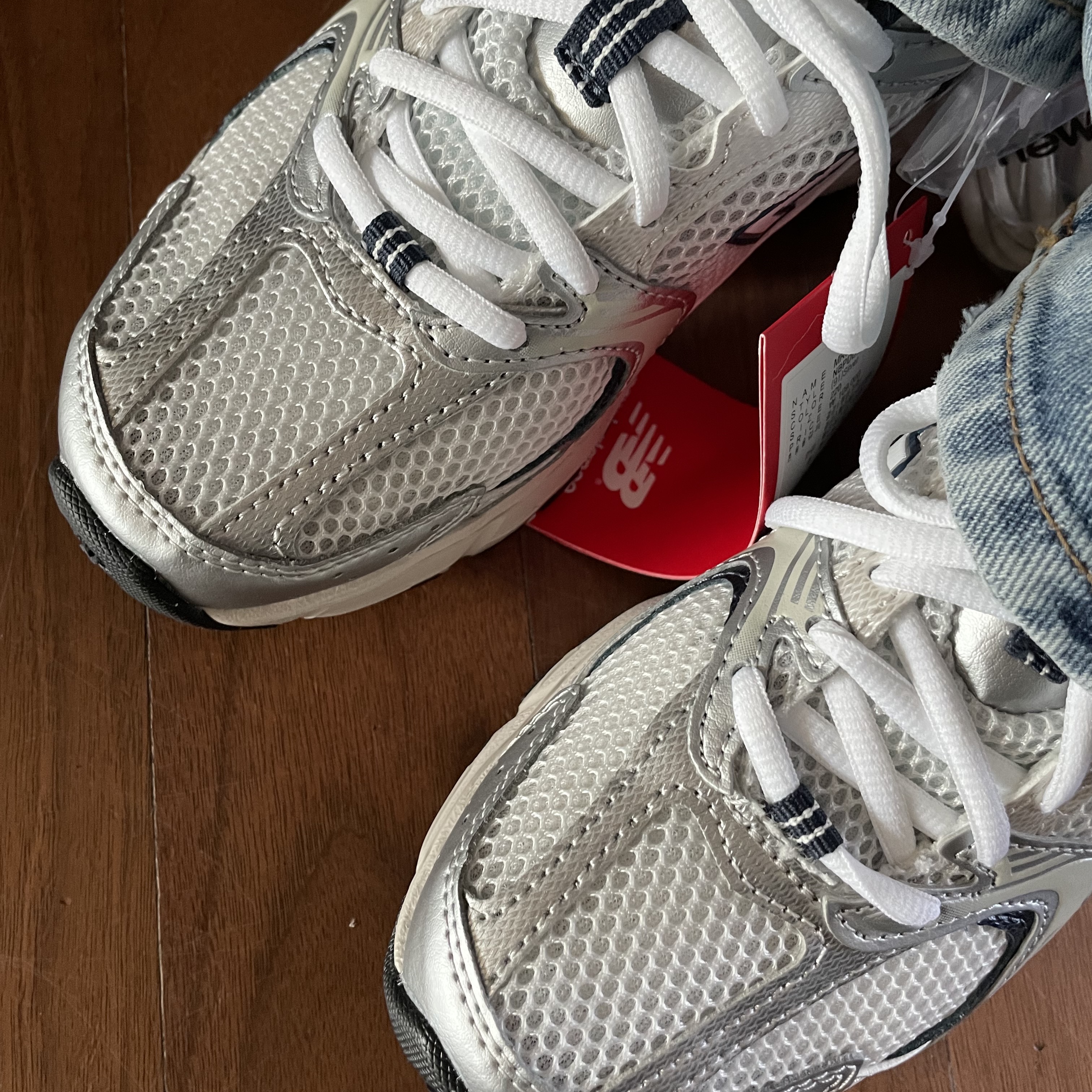 New Balance 530 Steel Grey 착용 스타일