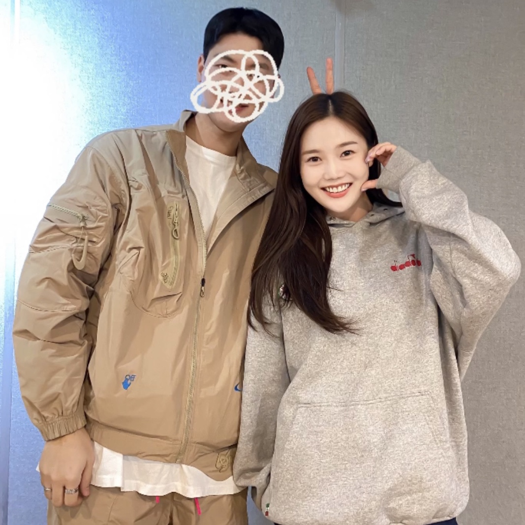 Nike x Off-White NRG Track Suit Khaki - Asia 착용 스타일