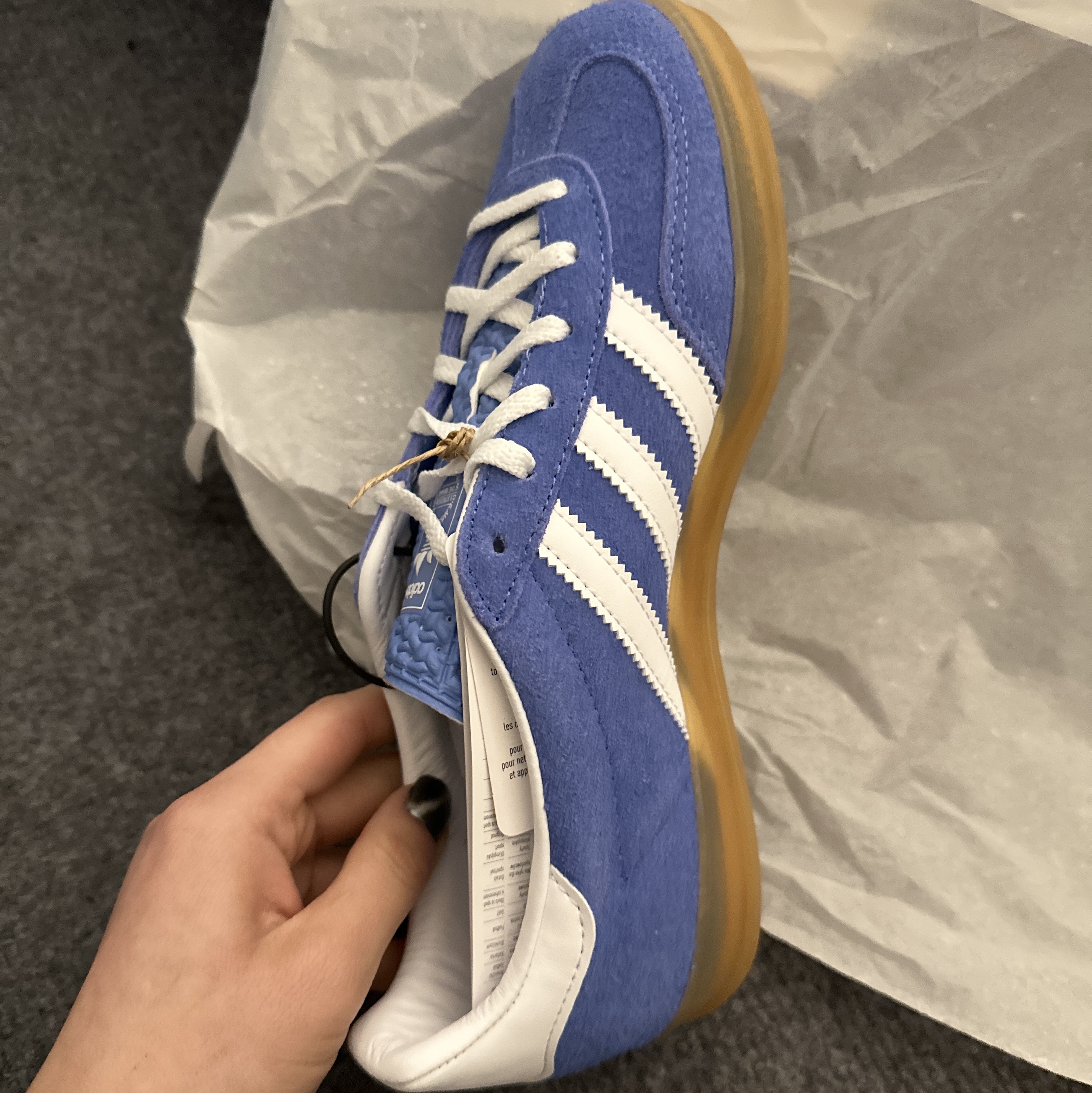 (W) Adidas Gazelle Indoor Blue Fusion Cloud White 착용 스타일 - 2