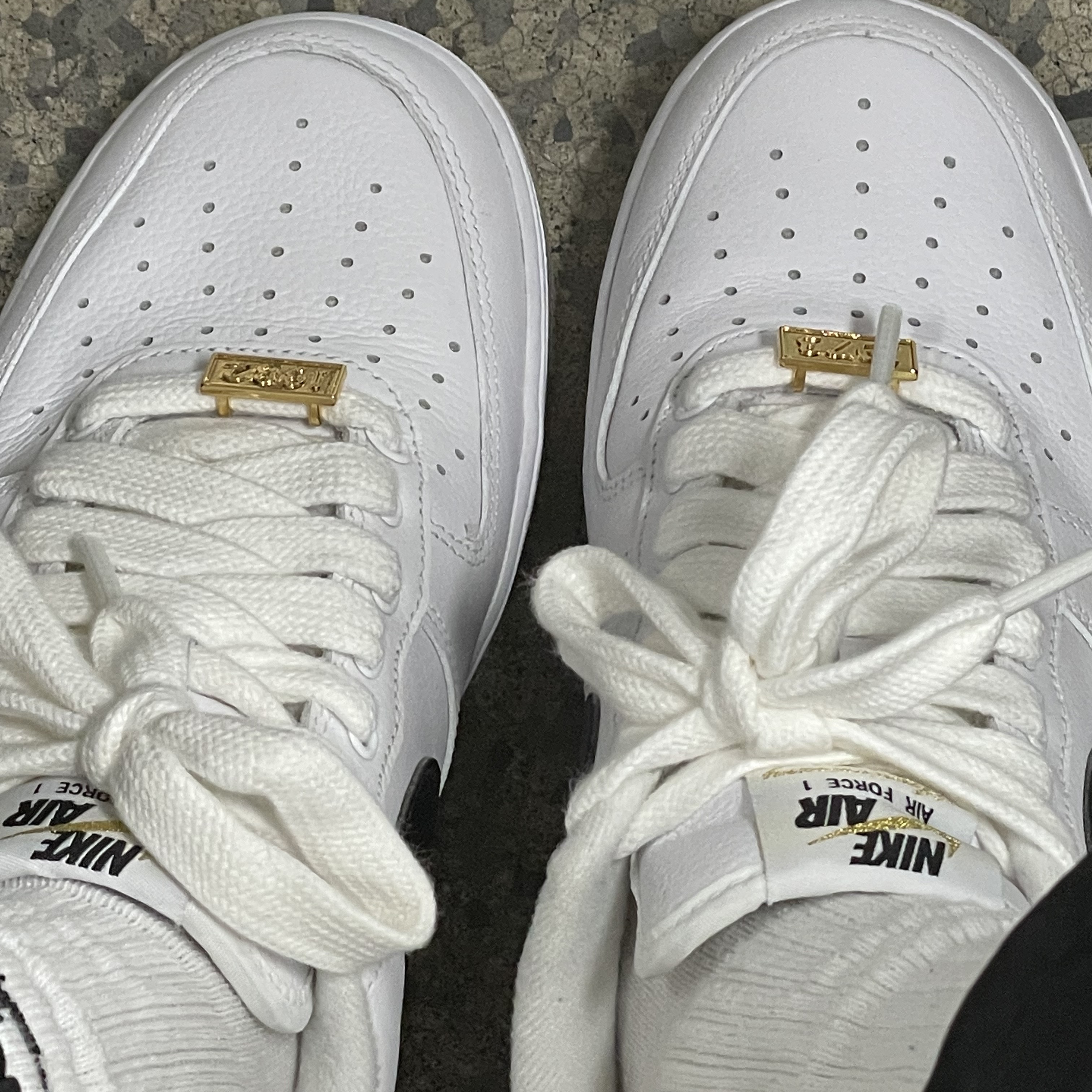 Nike Air Force 1 '07 PRM Bronx Origins 착용 스타일