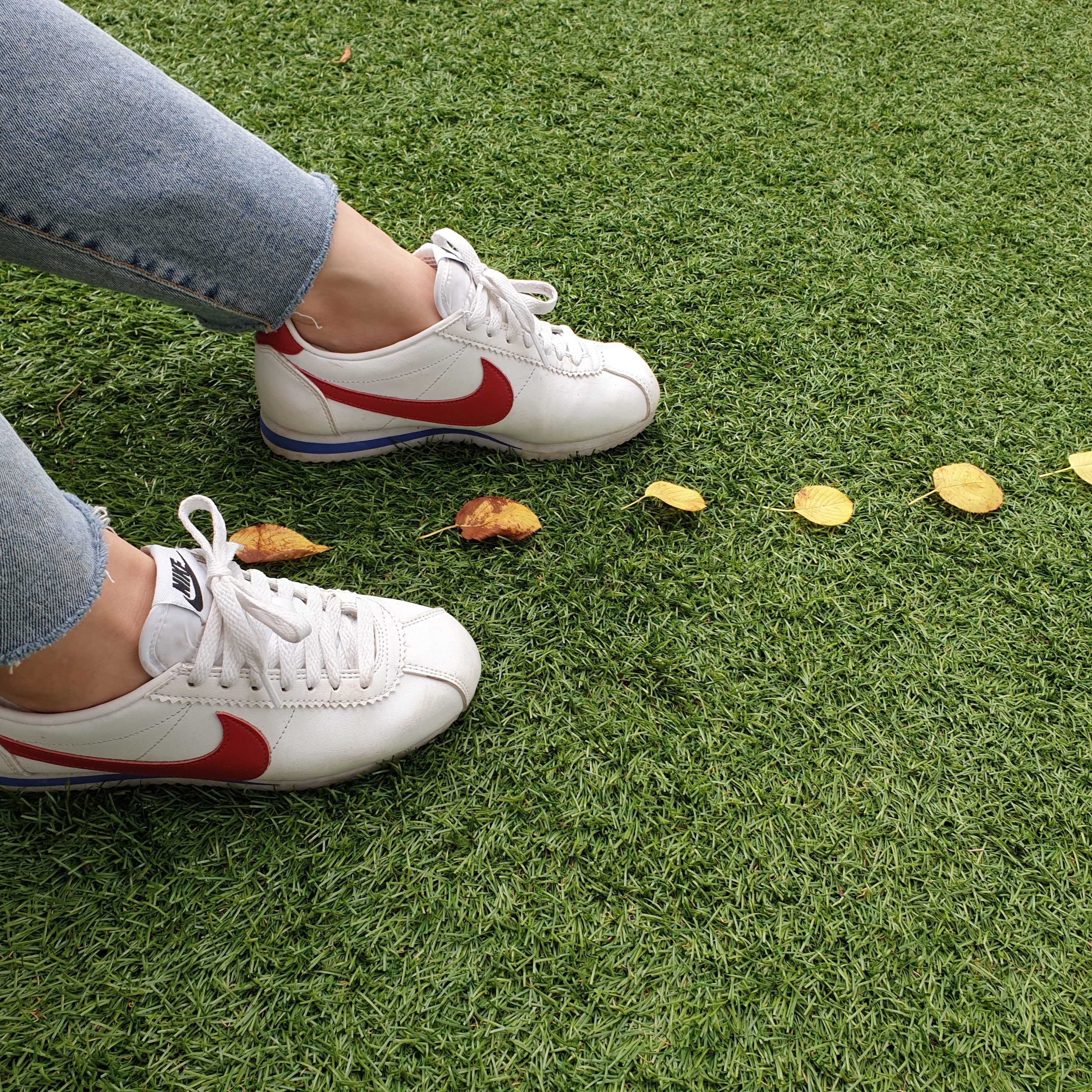 Nike Classic Cortez Forrest Gump 2017 착용 스타일