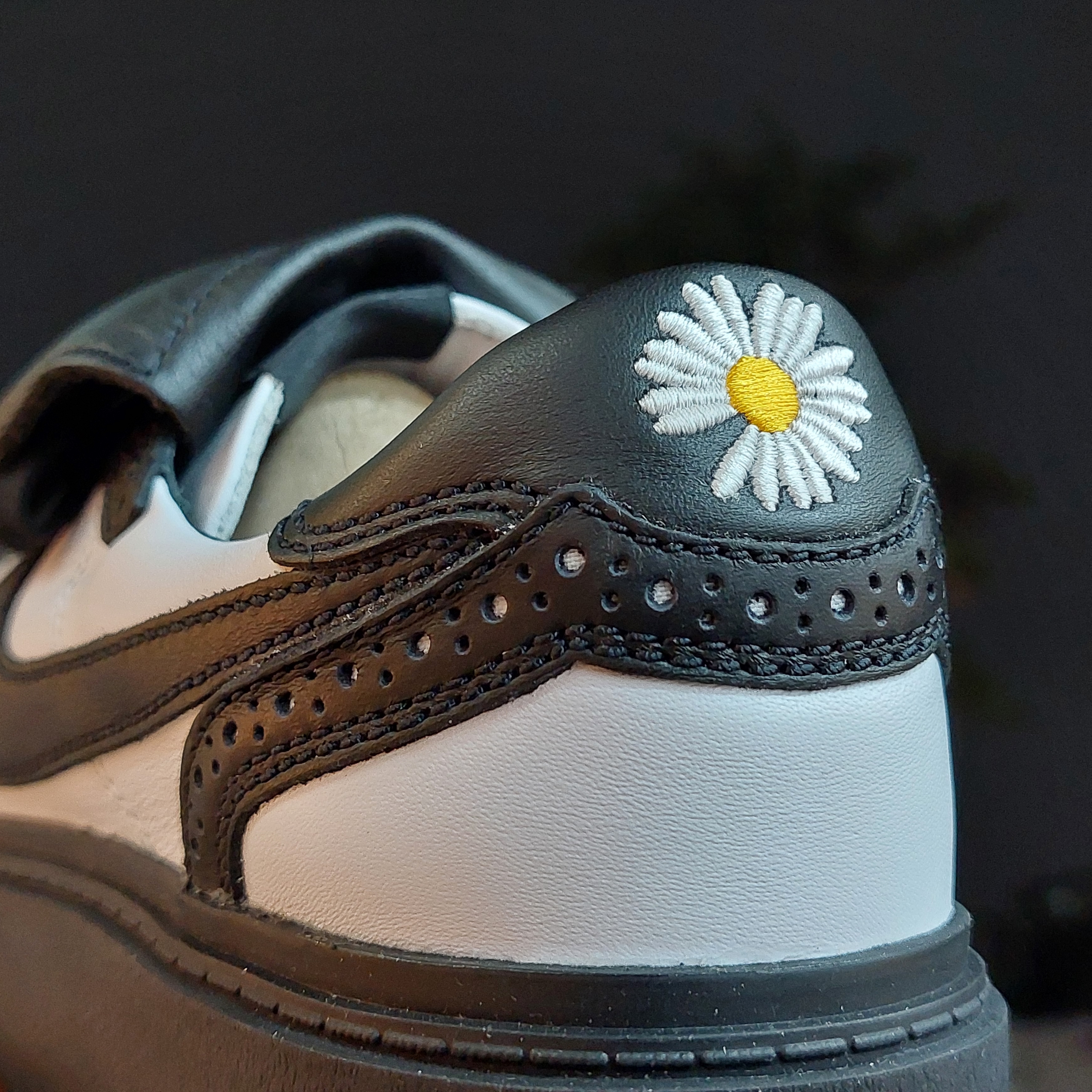 Nike x Peaceminusone Kwondo1 Black and White 착용 스타일