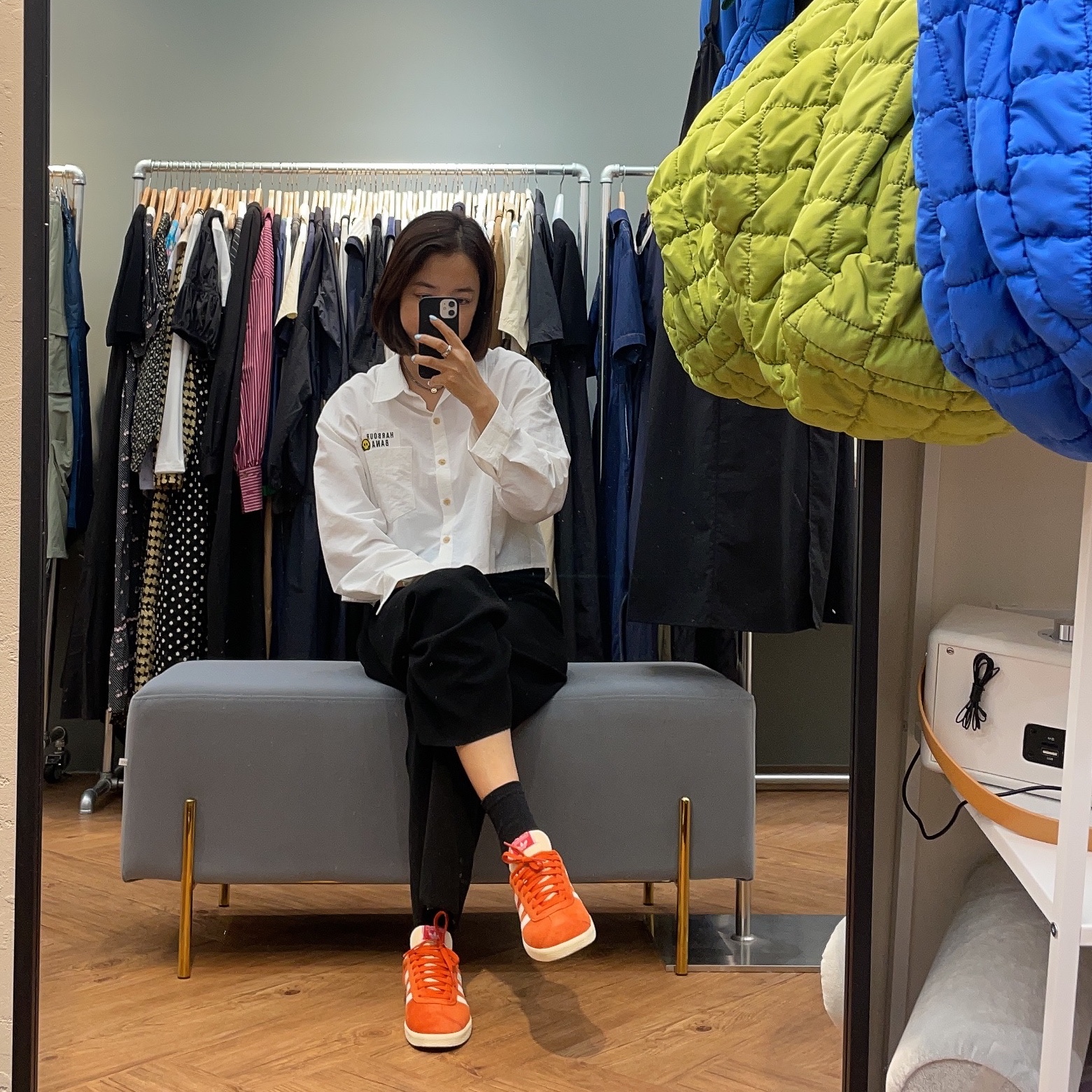 아디다스 가젤 프리러브 레드 오프 화이트 착용 스타일