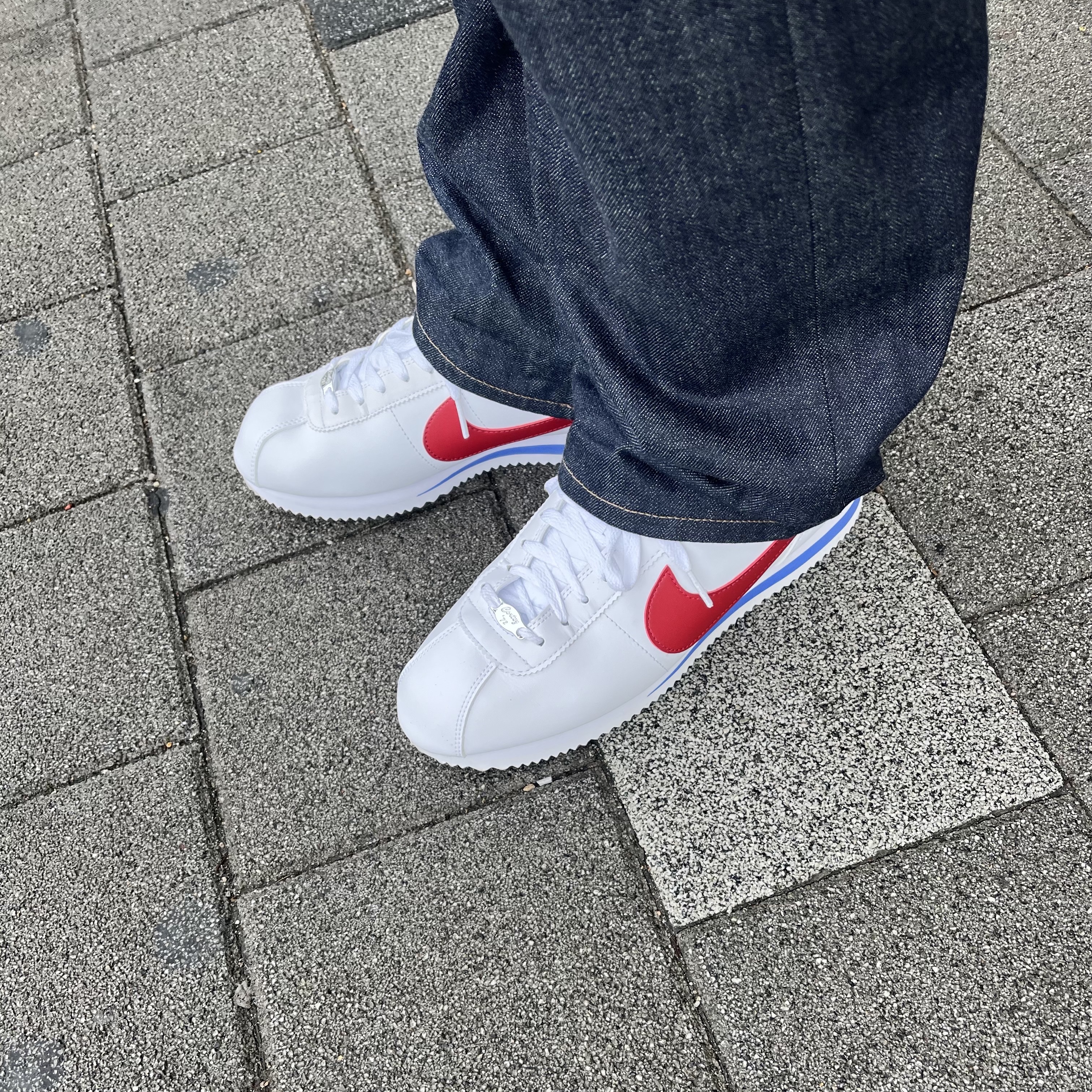 Nike Classic Cortez Forrest Gump 2017 착용 스타일