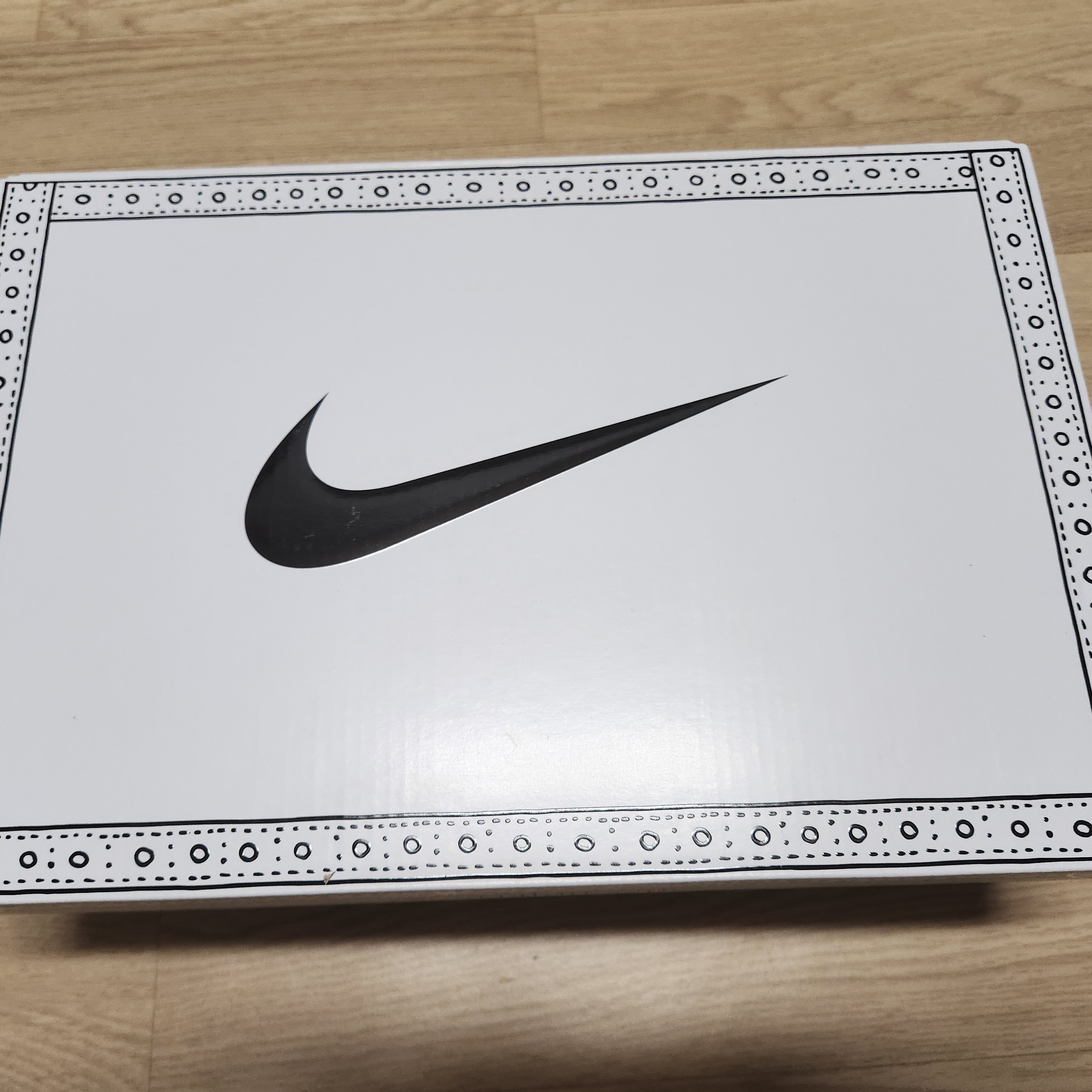 Nike x Peaceminusone Kwondo1 Black and White 착용 스타일 - 1