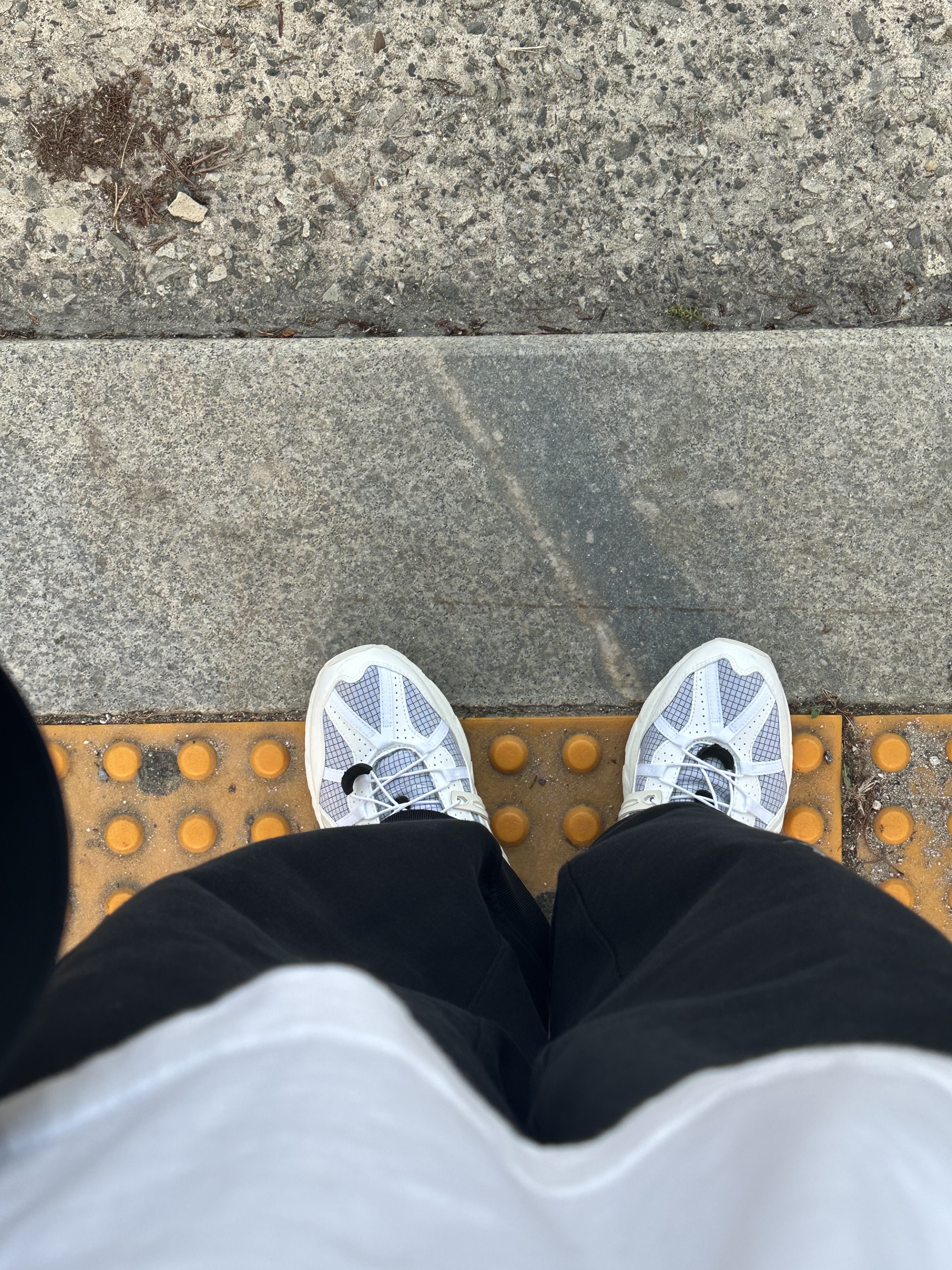 Nike x Peaceminusone Wide Pants Black (DR0096-010), (W) Asics x Matin Kim Gel-Sonoma 15-50 Glacier Grey White 착용 스타일 - 3