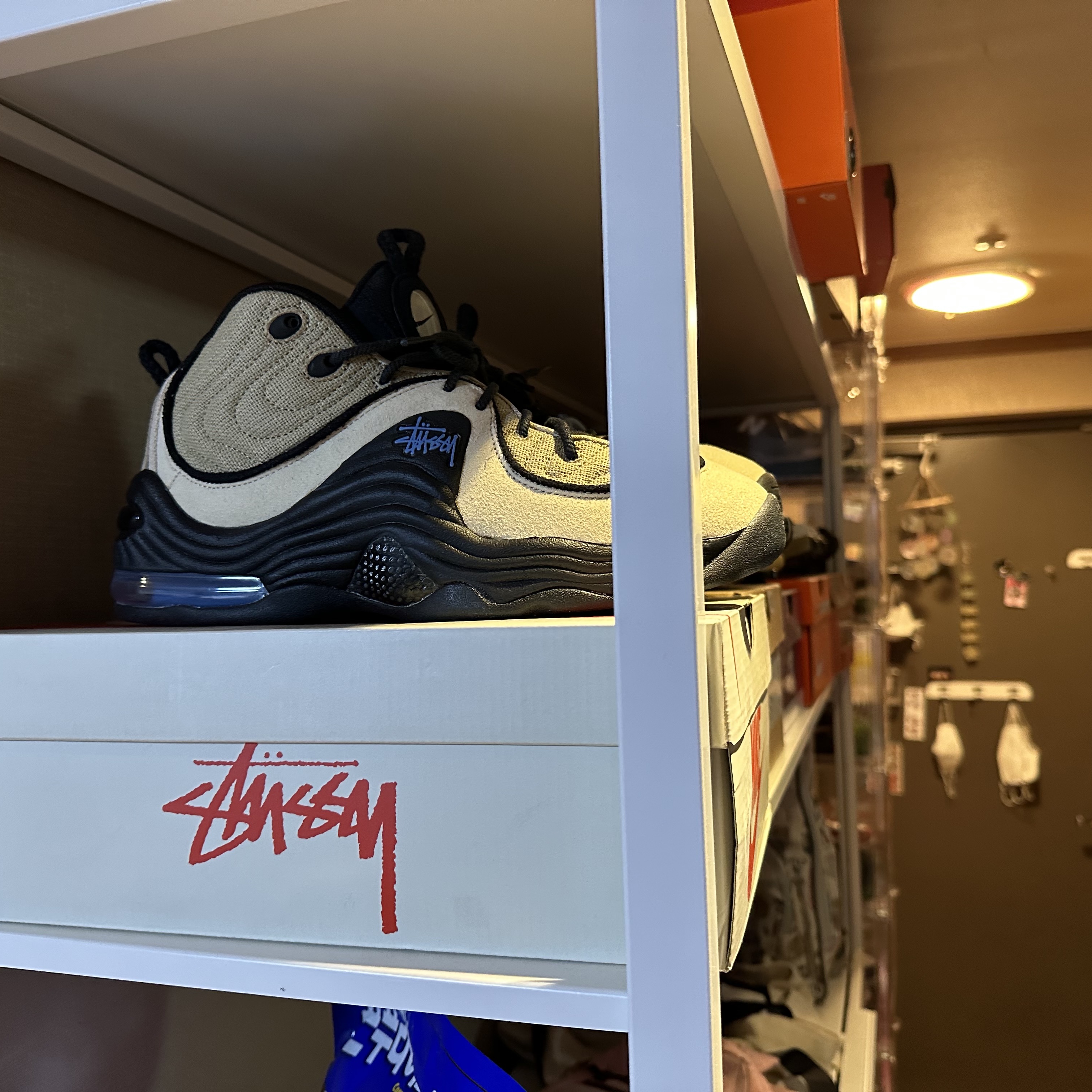 Nike x Stussy Air Penny II Rattan and Limestone 착용 스타일