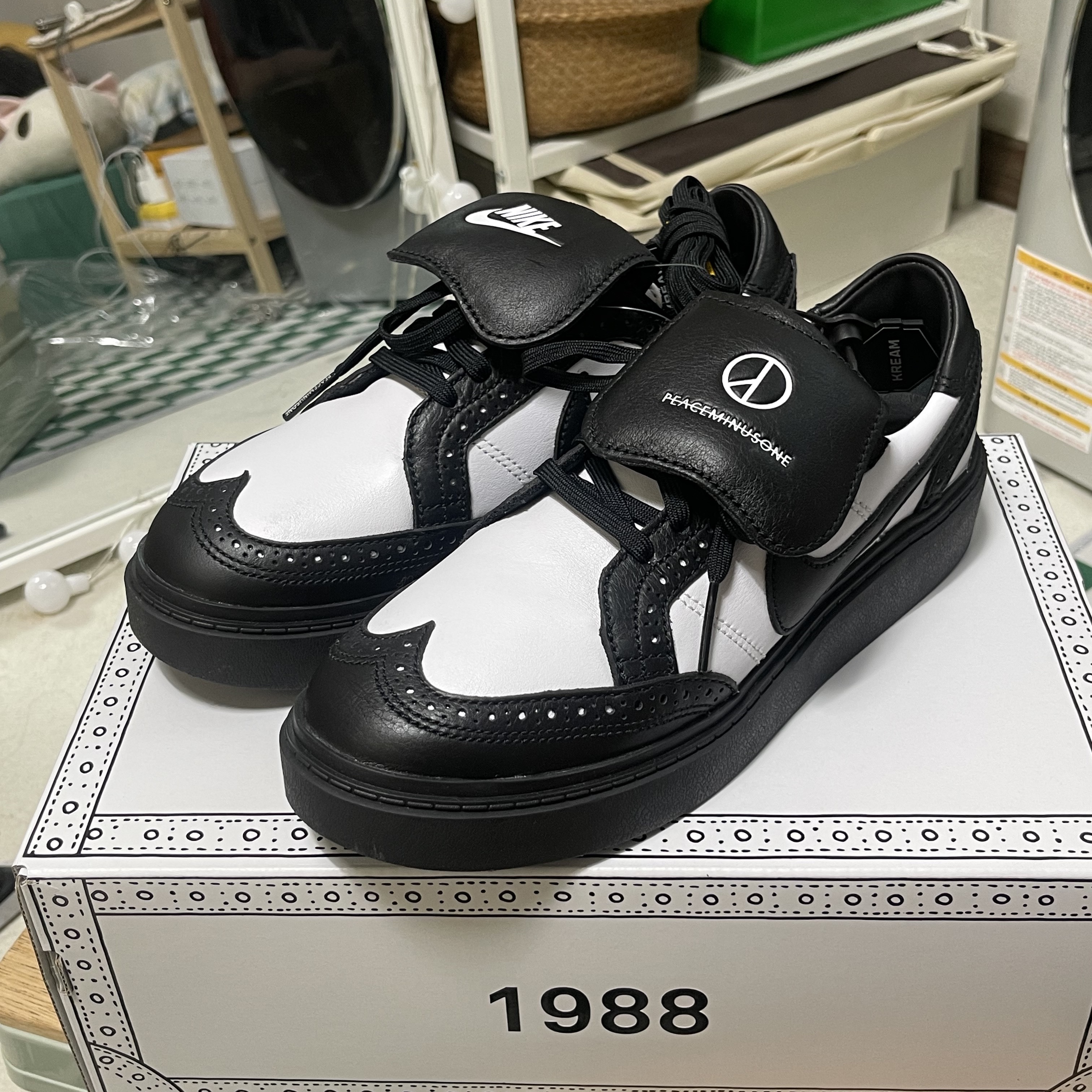 Nike x Peaceminusone Kwondo1 Black and White 착용 스타일