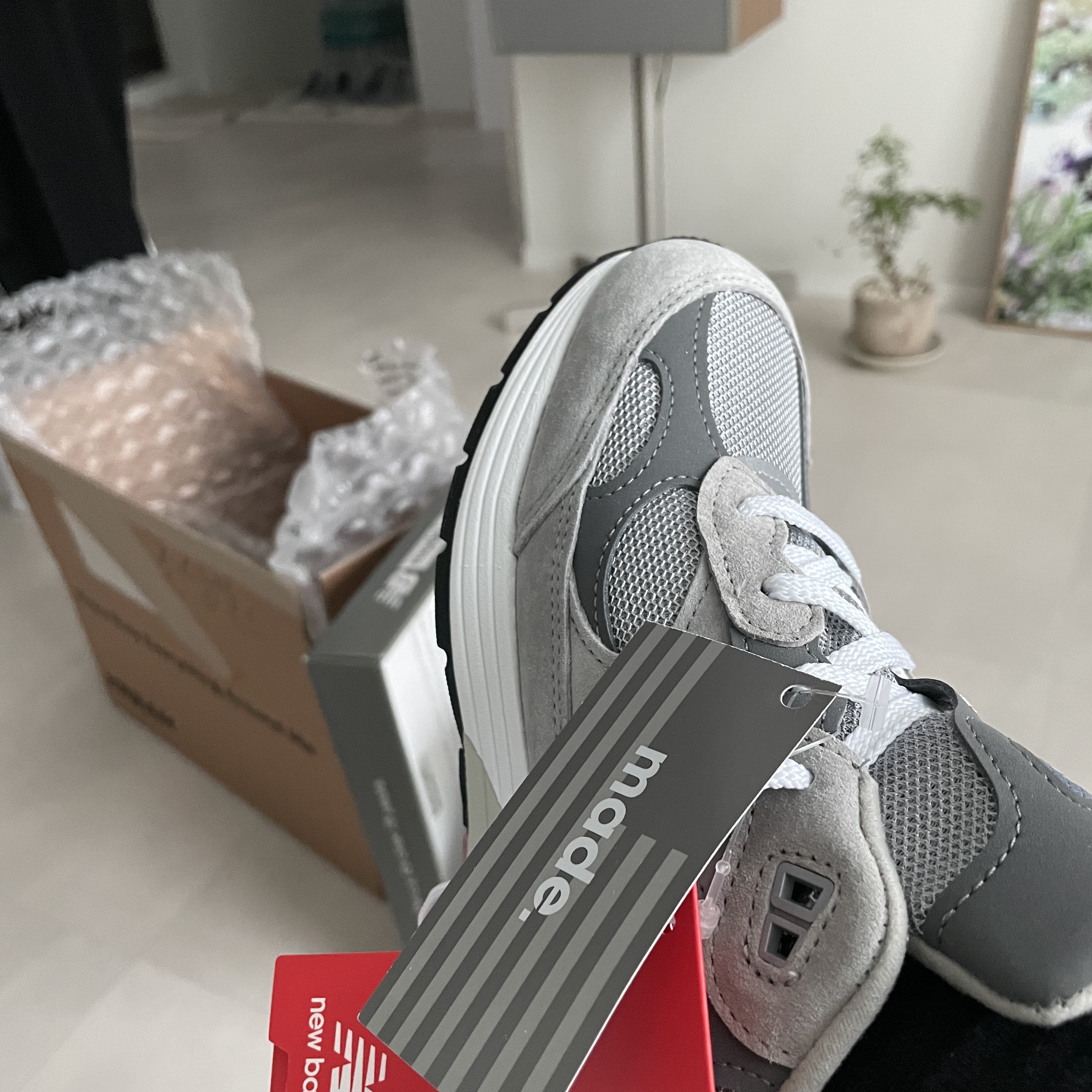 New Balance 992 Made in USA Grey - D Standard 착용 스타일