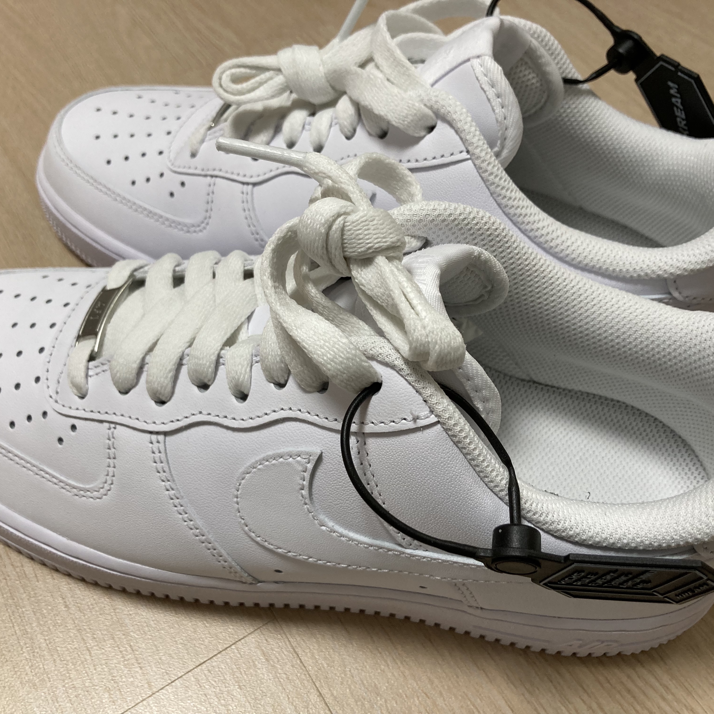 Nike Air Force 1 '07 Low White 착용 스타일