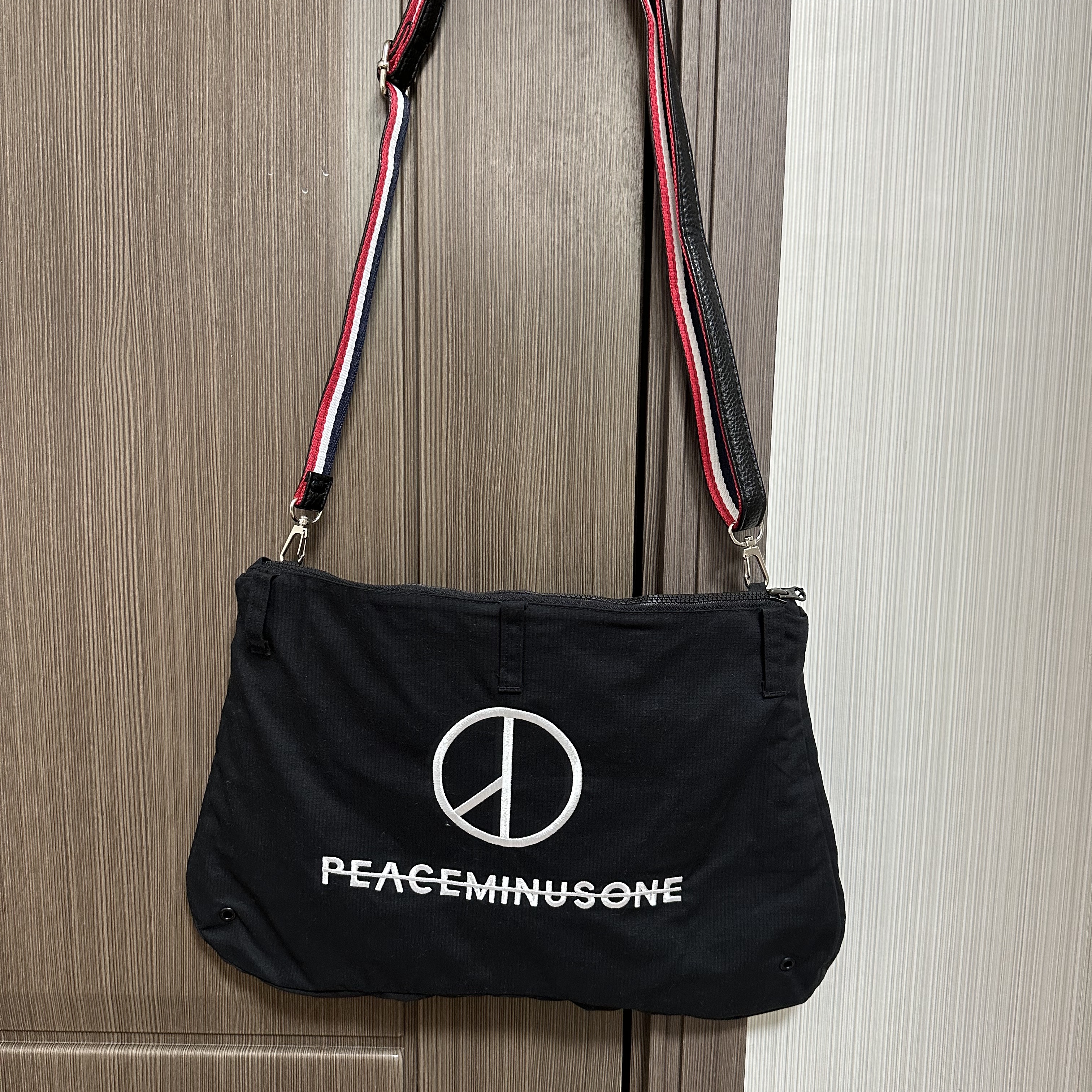 Nike x Peaceminusone Wide Pants Black (DR0096-010) 착용 스타일