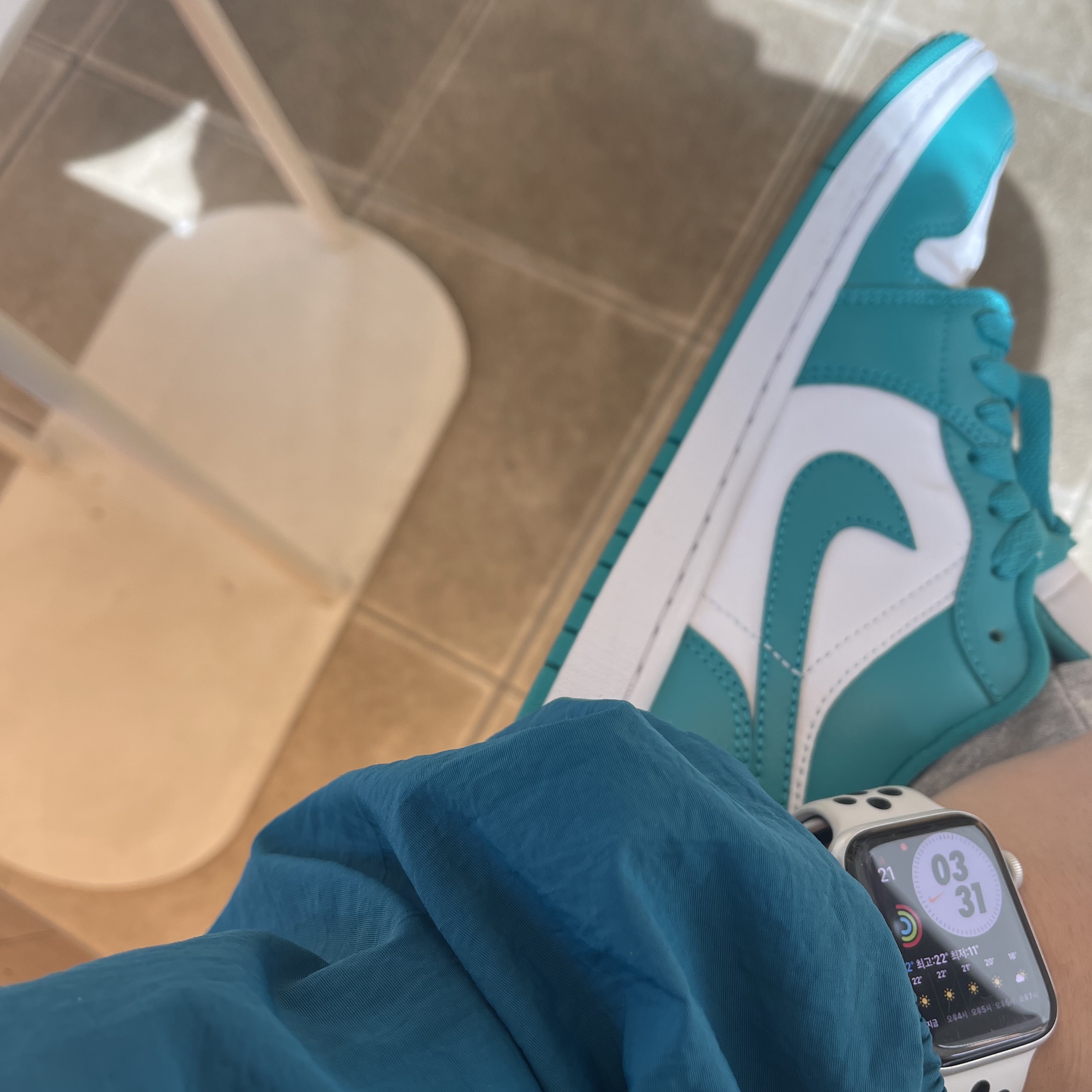 (W) Jordan 1 Low New Emerald 착용 스타일