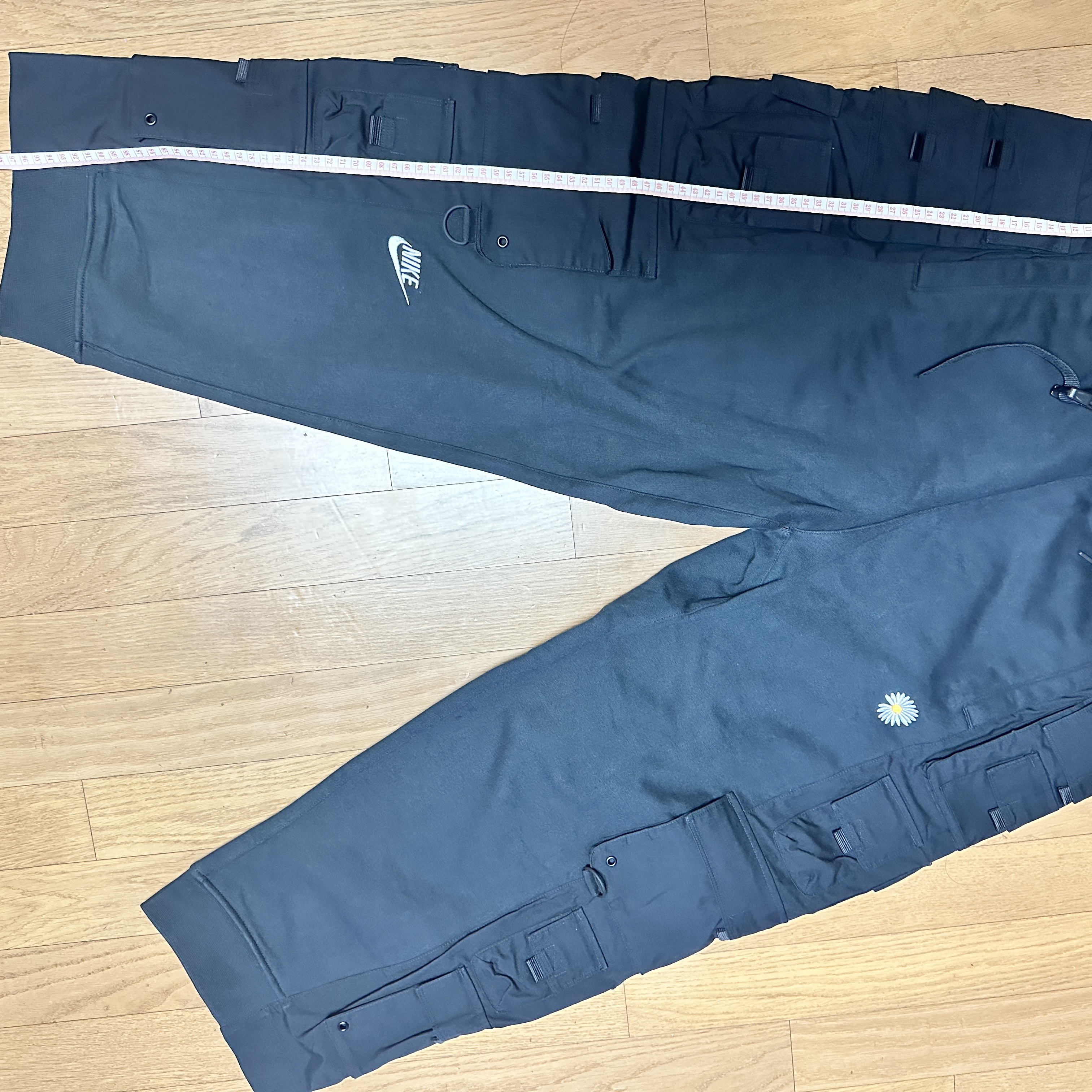 Nike x Peaceminusone Wide Pants Black (DR0096-010) 착용 스타일 - 4