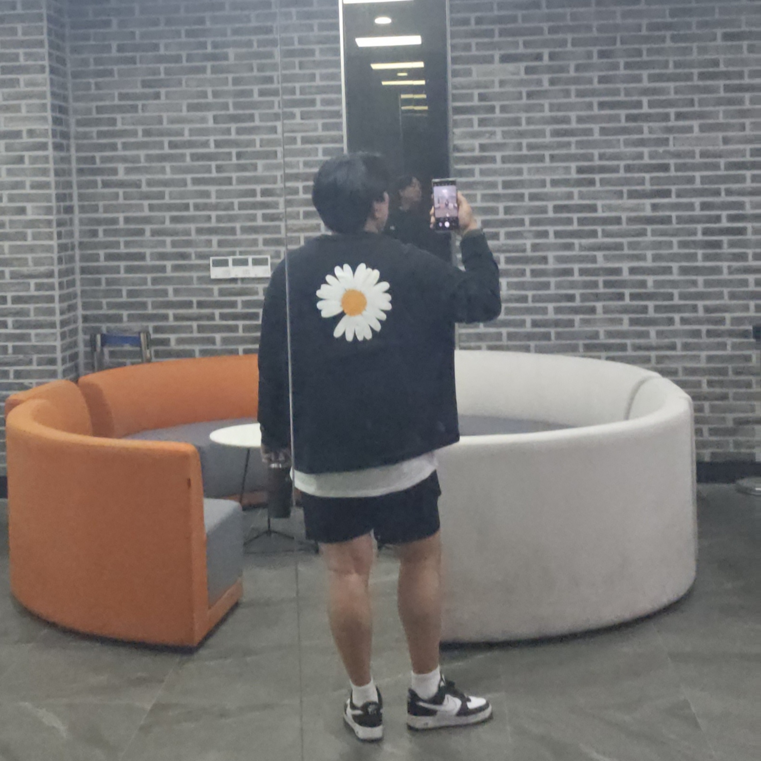 Nike x Peaceminusone LS T-Shirt Black (DR0098-010), Nike Air Force 1 '07 Black White 착용 스타일 - 2