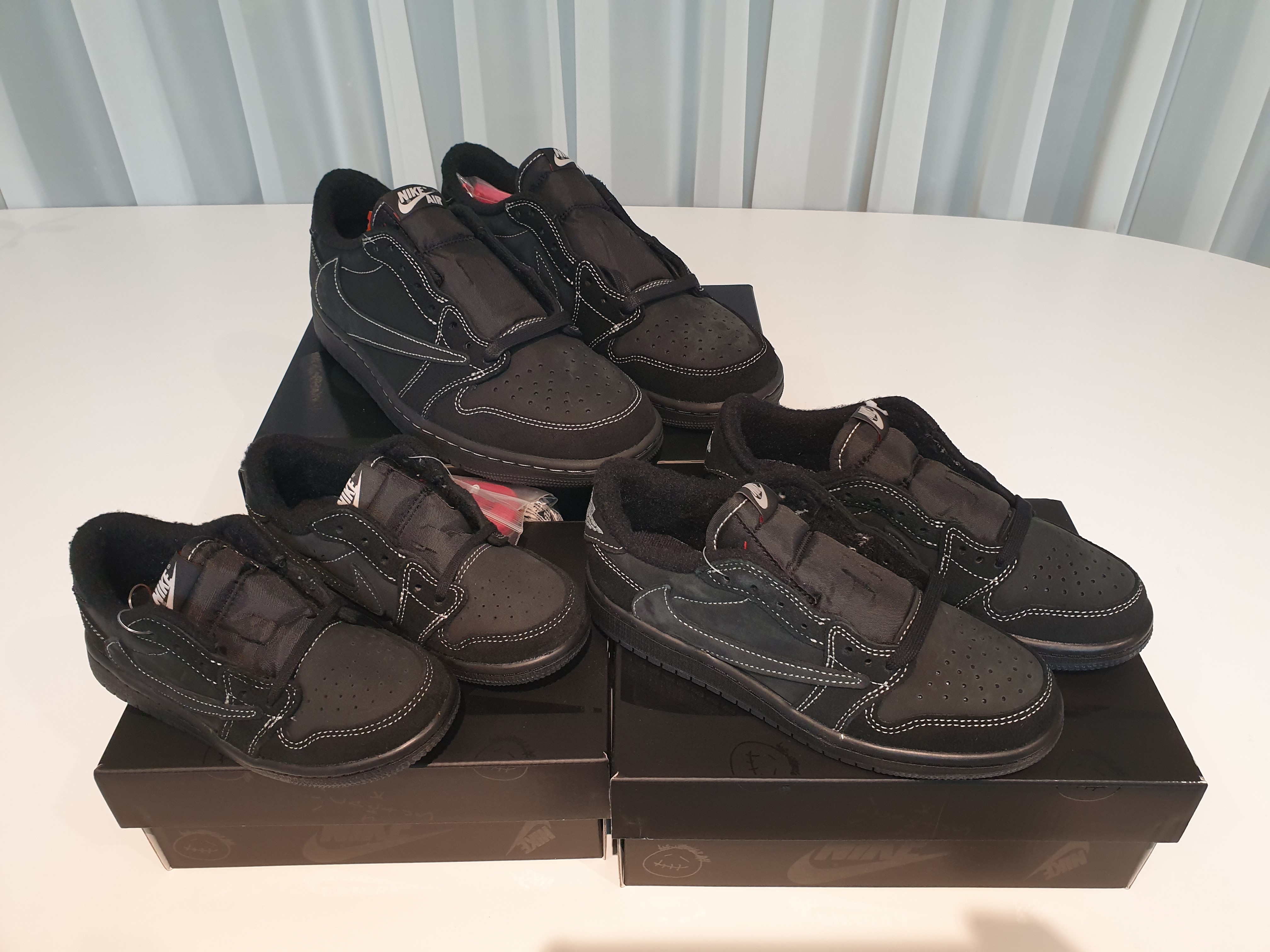 Jordan 1 x Travis Scott Retro Low OG SP Black Phantom, (PS) Jordan 1 x Travis Scott Retro Low OG SP Black Phantom 착용 스타일