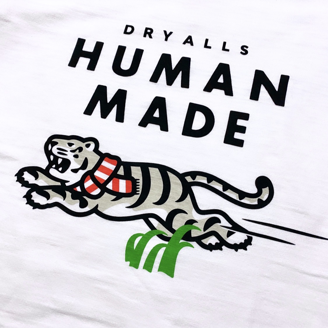 Human Made White Tiger Graphic T-Shirt White 착용 스타일 - 1