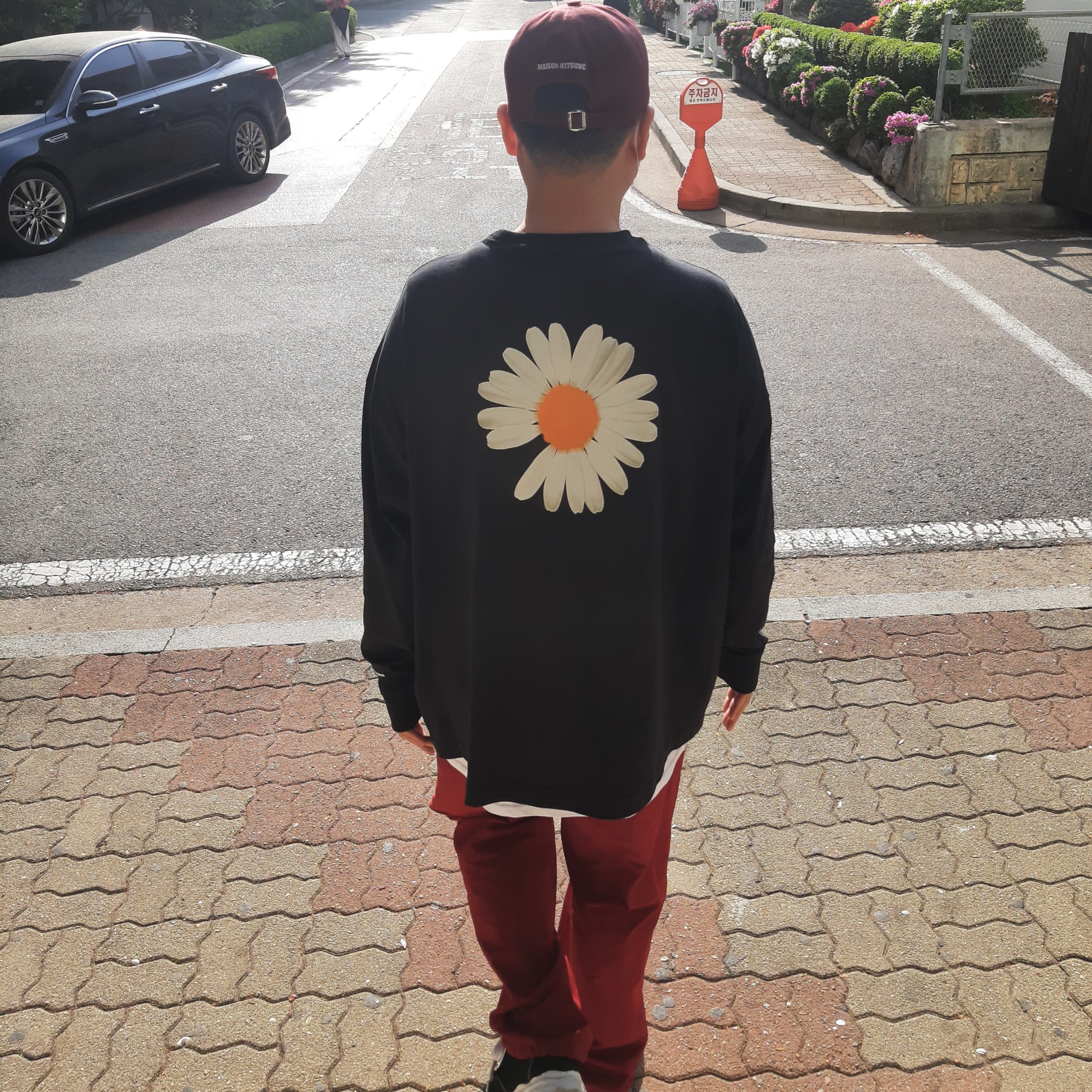 Nike x Peaceminusone LS T-Shirt Black (DR0098-010), Maison Mihara Yasuhiro Baker OG Sole Canvas Low Cut Sneakers Black 착용 스타일 - 1