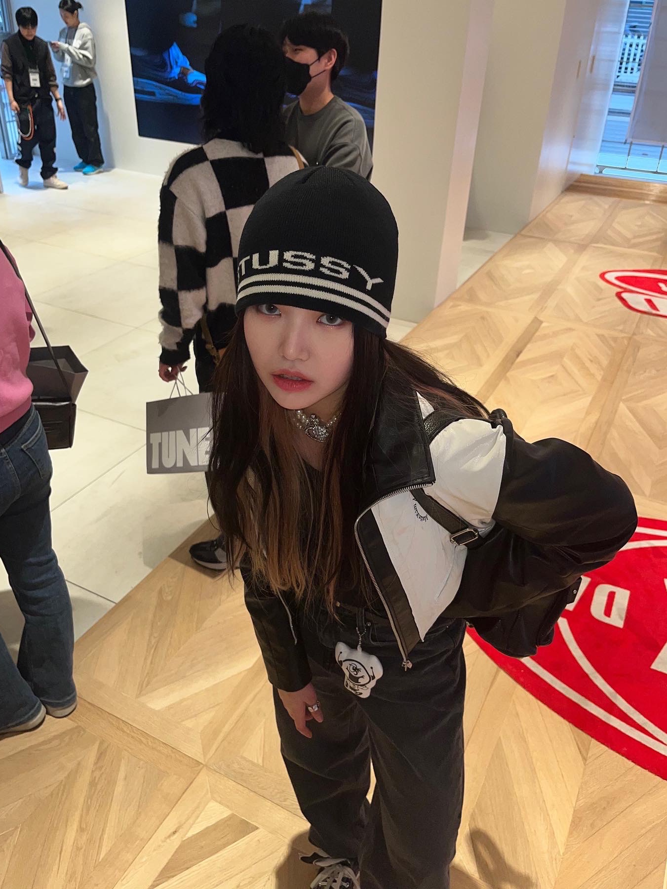 Stussy Jacquard Stripe Skullcap Beanie Black 착용 스타일