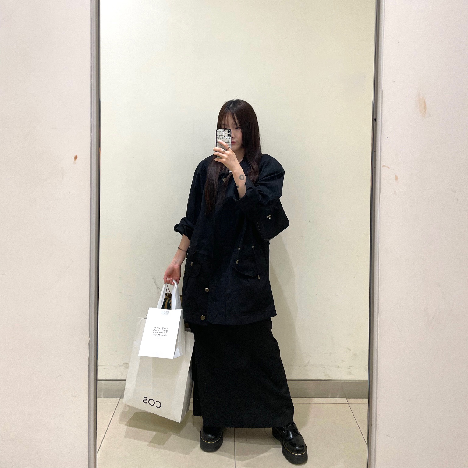 [KREAM 단독] STU Women Field Jacket Black 착용 스타일