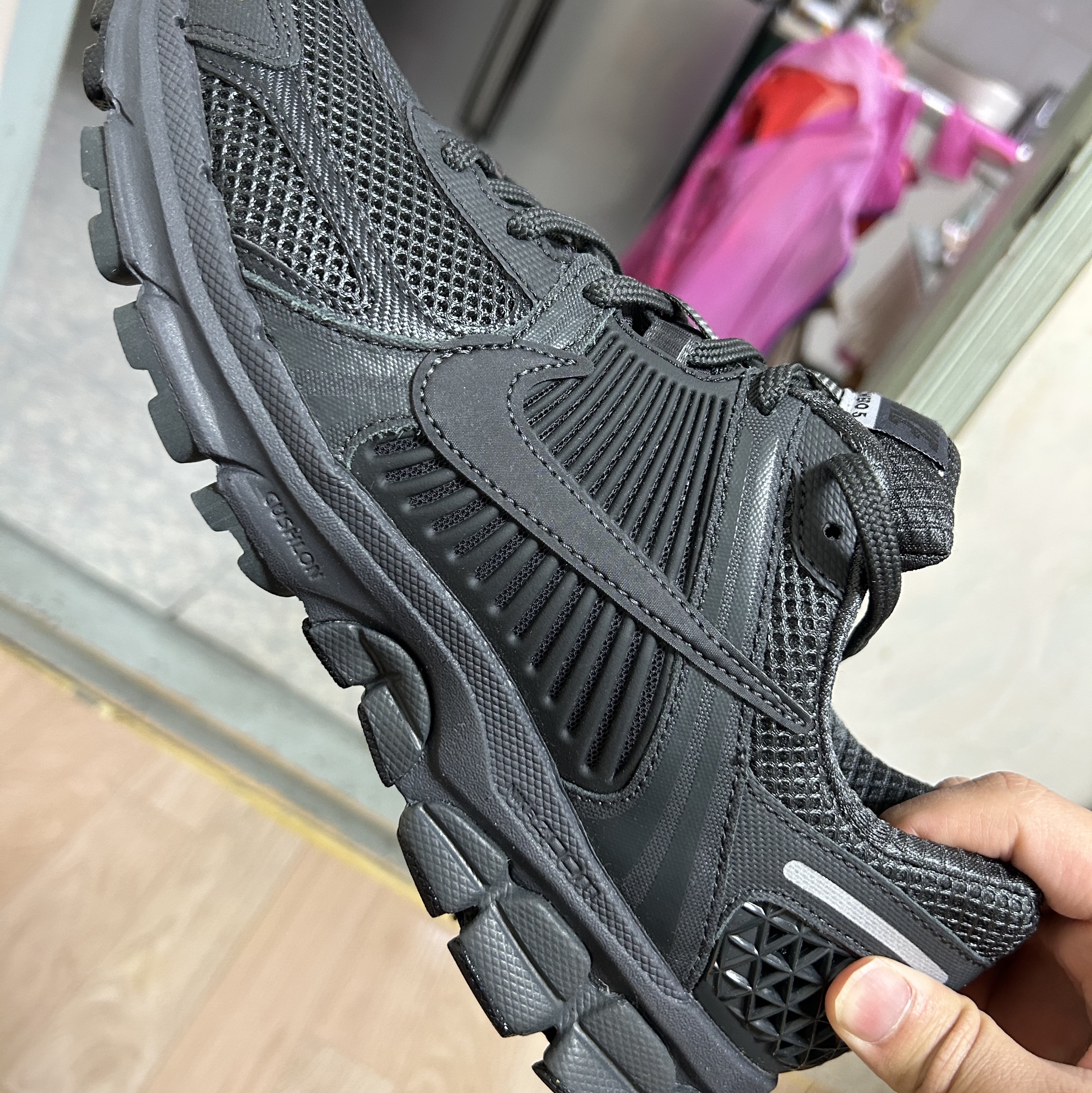 Nike Zoom Vomero 5 SP Anthracite 2023 착용 스타일