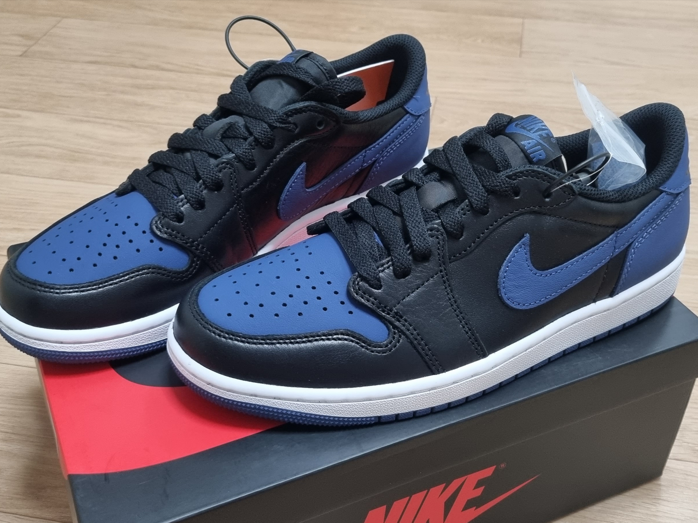 Jordan 1 Retro Low OG Mystic Navy 착용 스타일