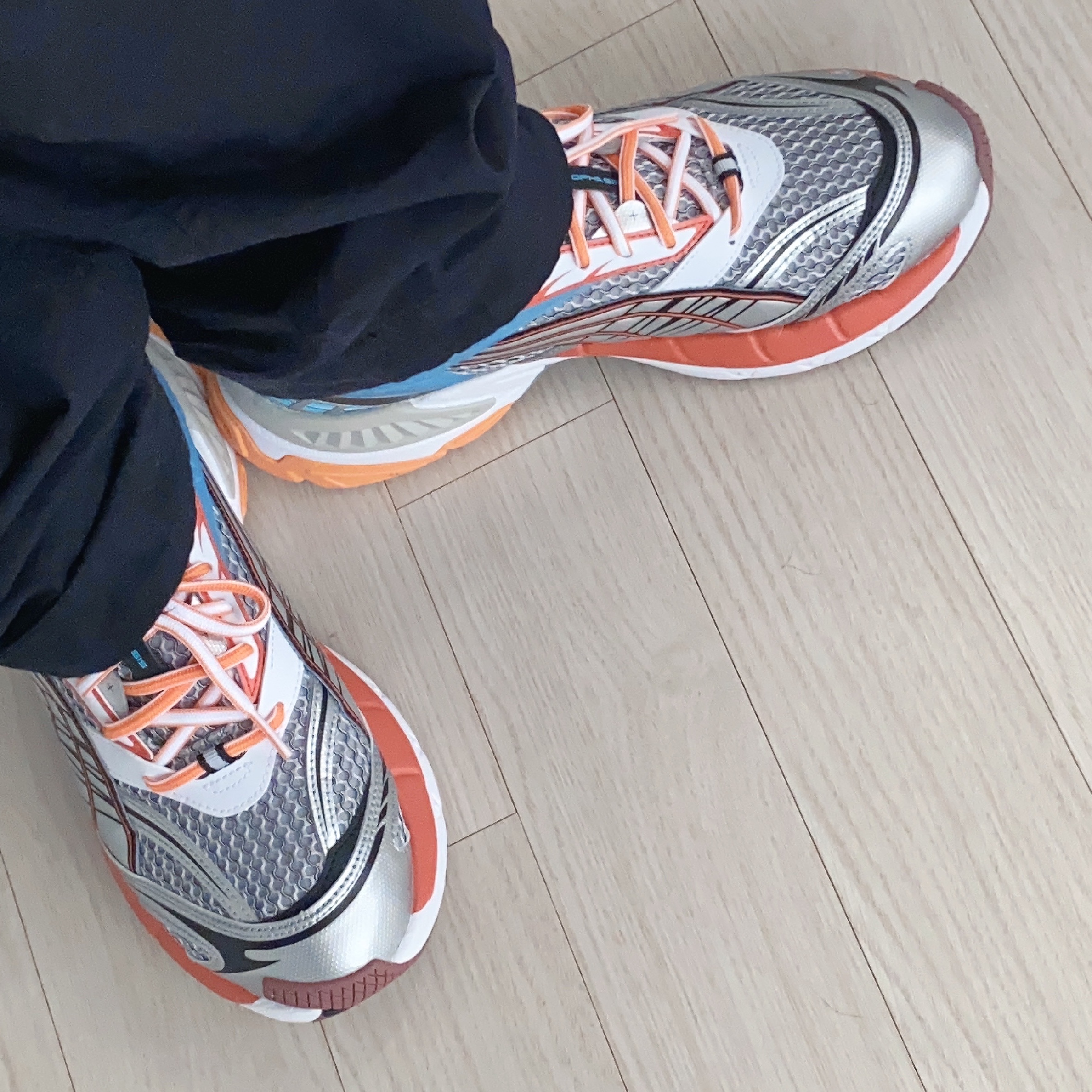 Puma Velophasis Phased Cool Light Gray Chili Powder ์ฐฉ์ฉ ์คํ์ผ - 3
