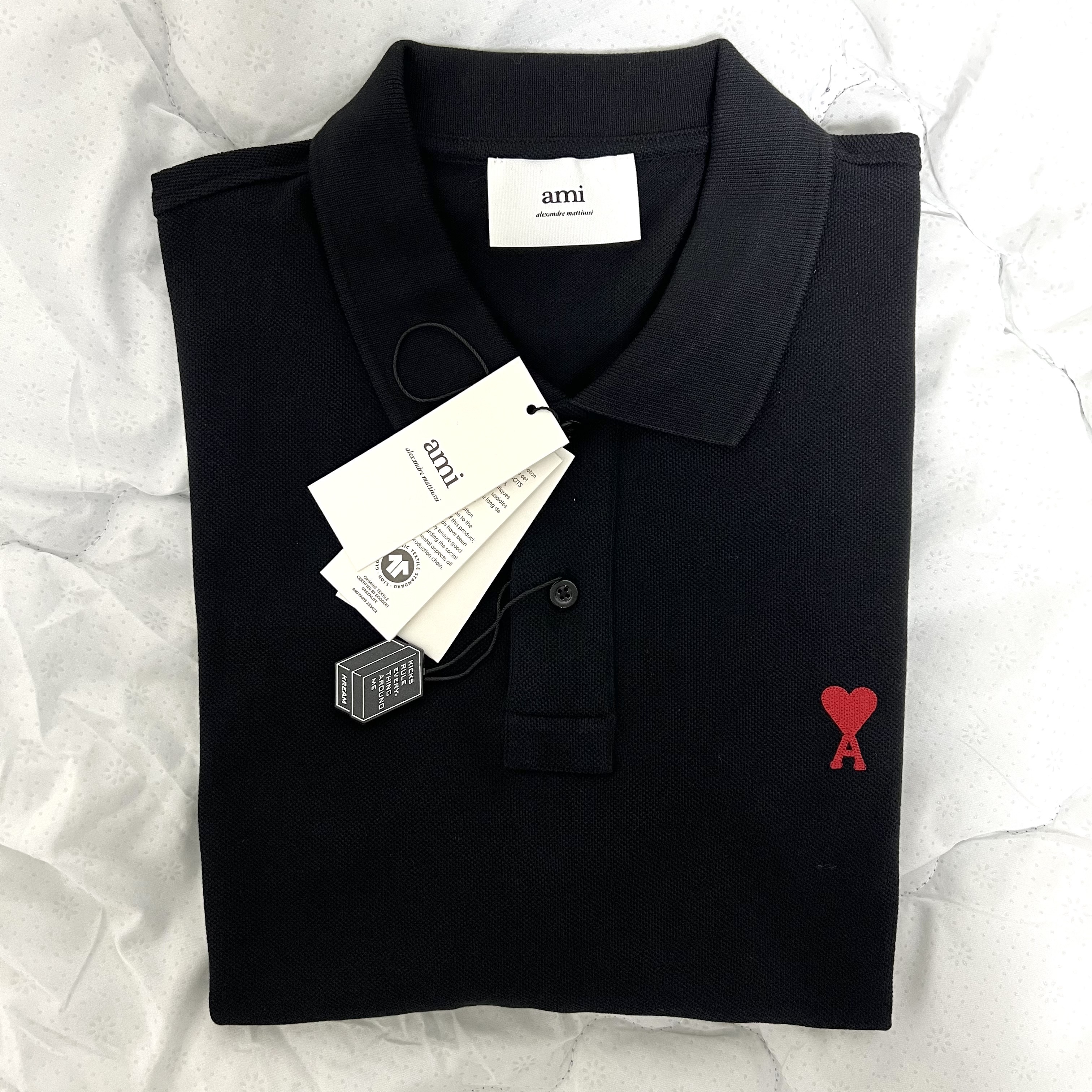 AMI de Coeur Polo Shirt Black 착용 스타일