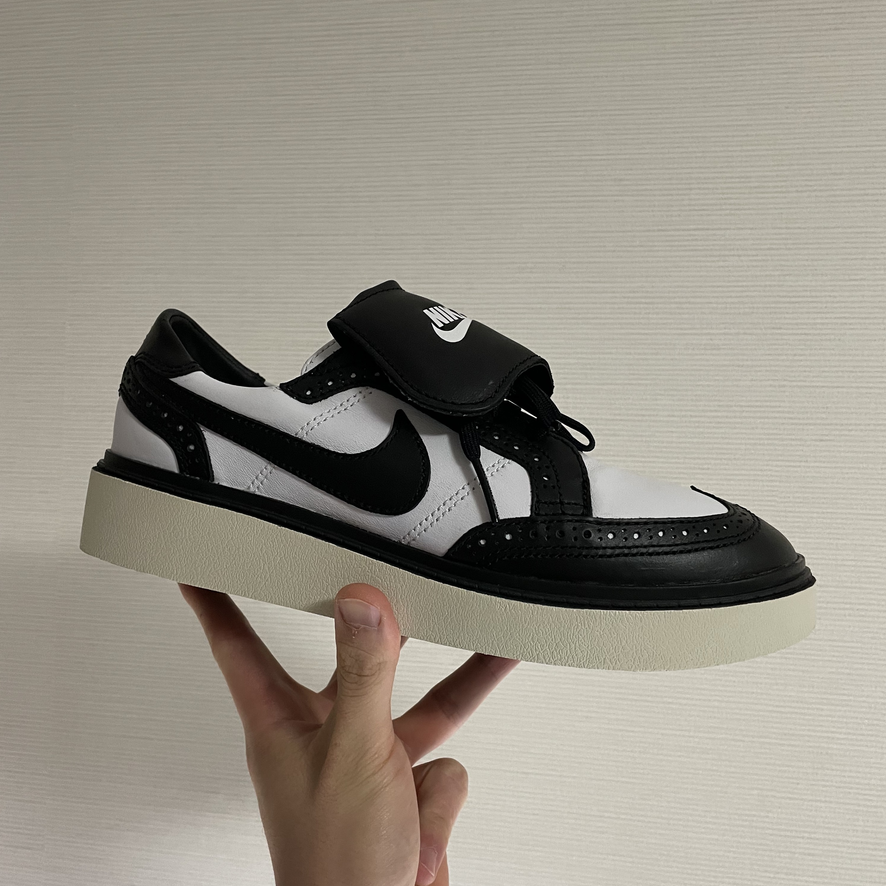 Nike x Peaceminusone Kwondo1 Black and White 착용 스타일 - 2