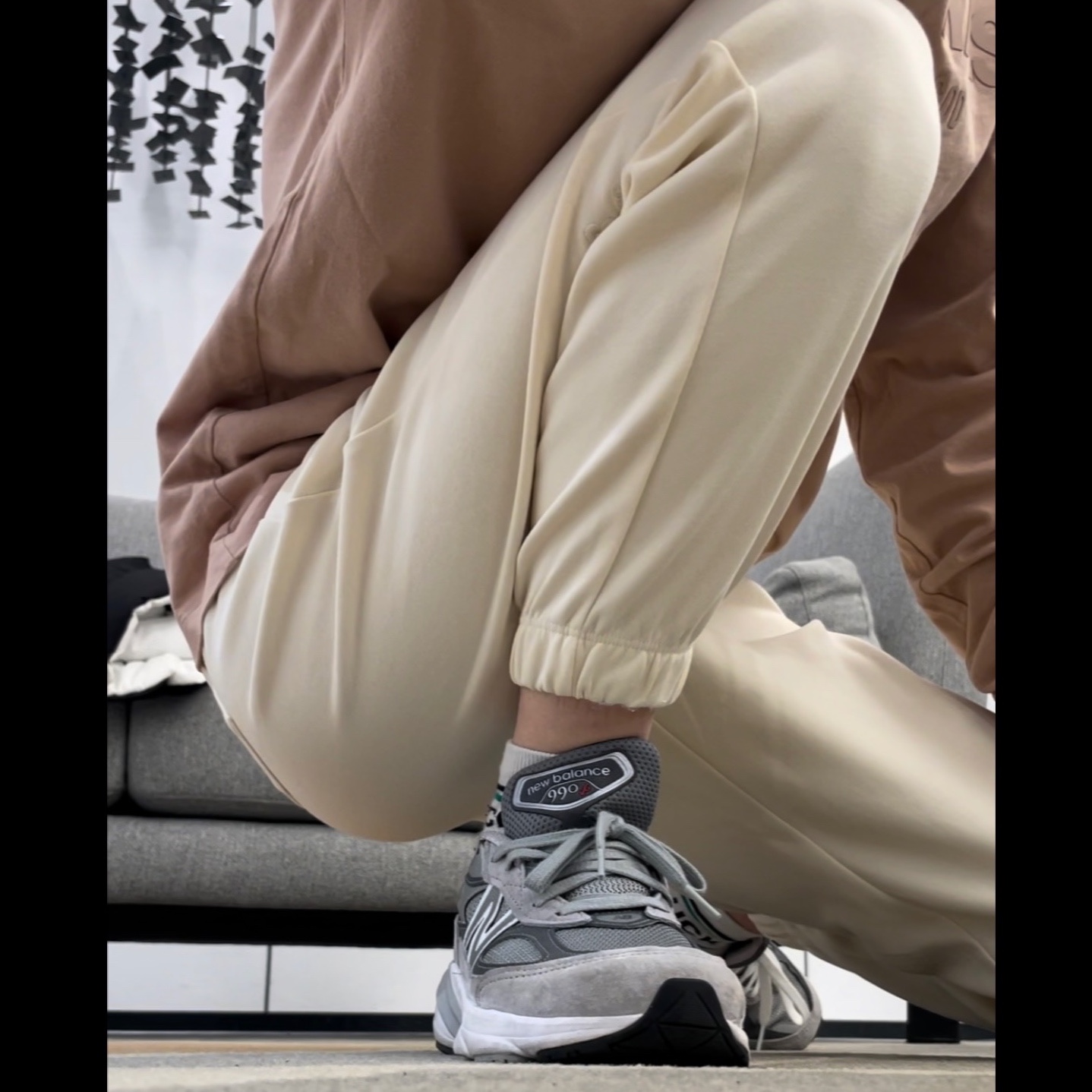 New Balance 990v6 Made in USA Grey - D Standard 착용 스타일