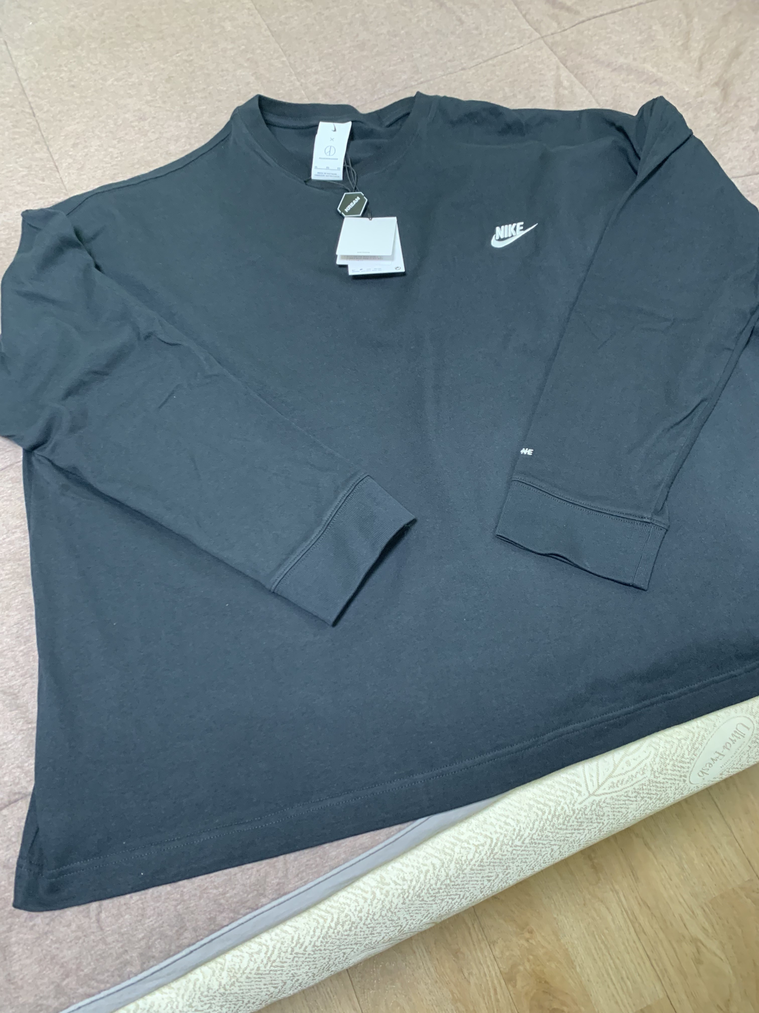 Nike x Peaceminusone LS T-Shirt Black (DR0098-010) 착용 스타일 - 1