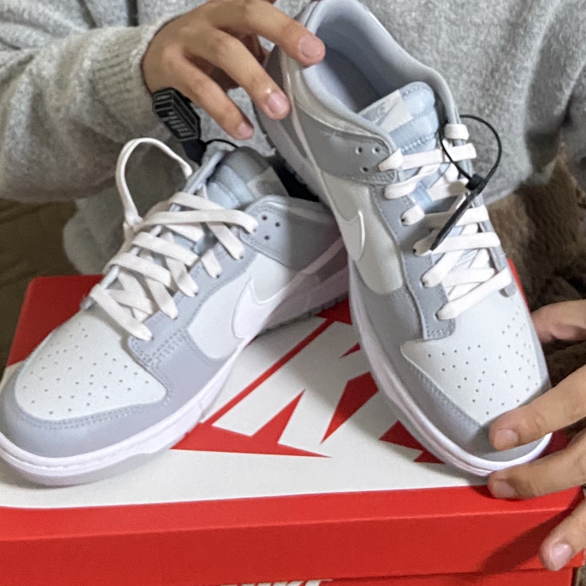 Nike Dunk Low Retro Wolf Grey 착용 스타일