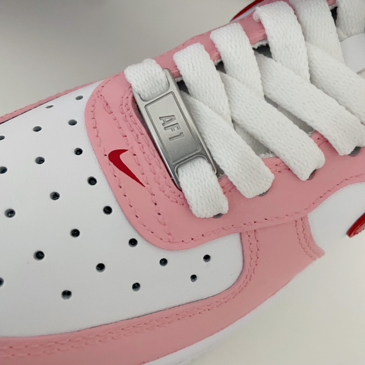 Nike Air Force 1 '07 Low White 착용 스타일 - 3