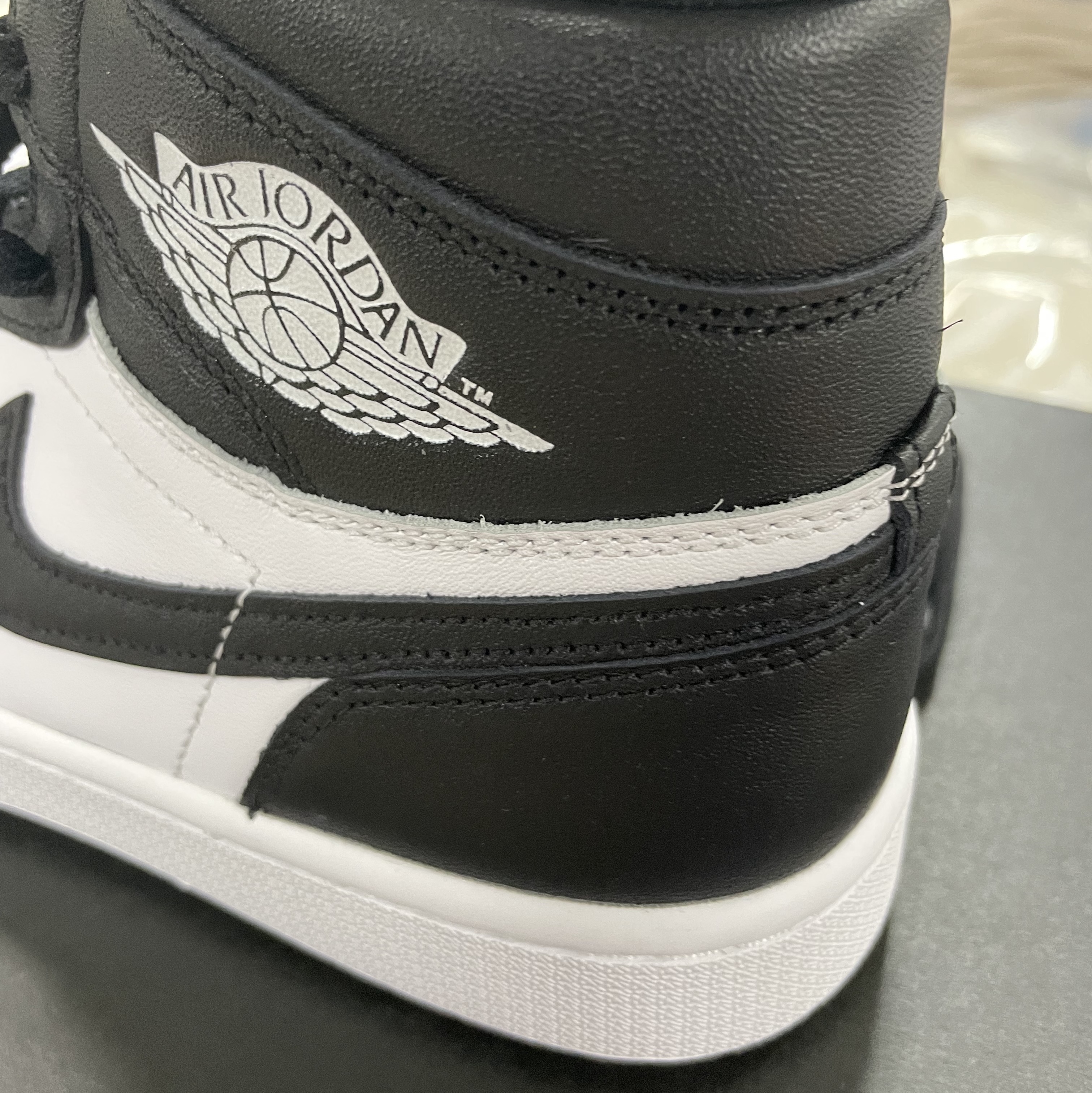 Jordan 1 High Golf White Black 착용 스타일