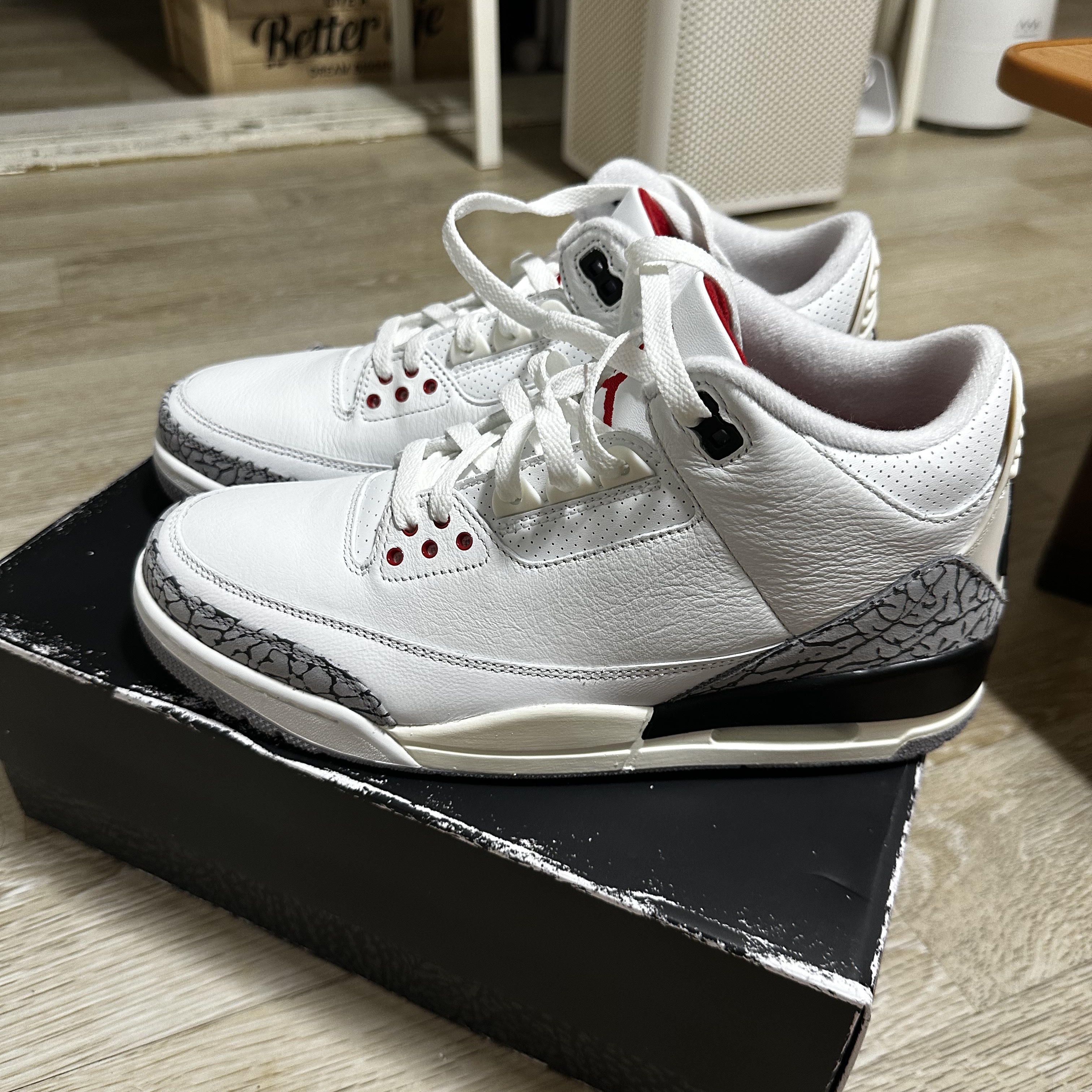 Jordan 3 Retro White Cement Reimagined 착용 스타일 - 3