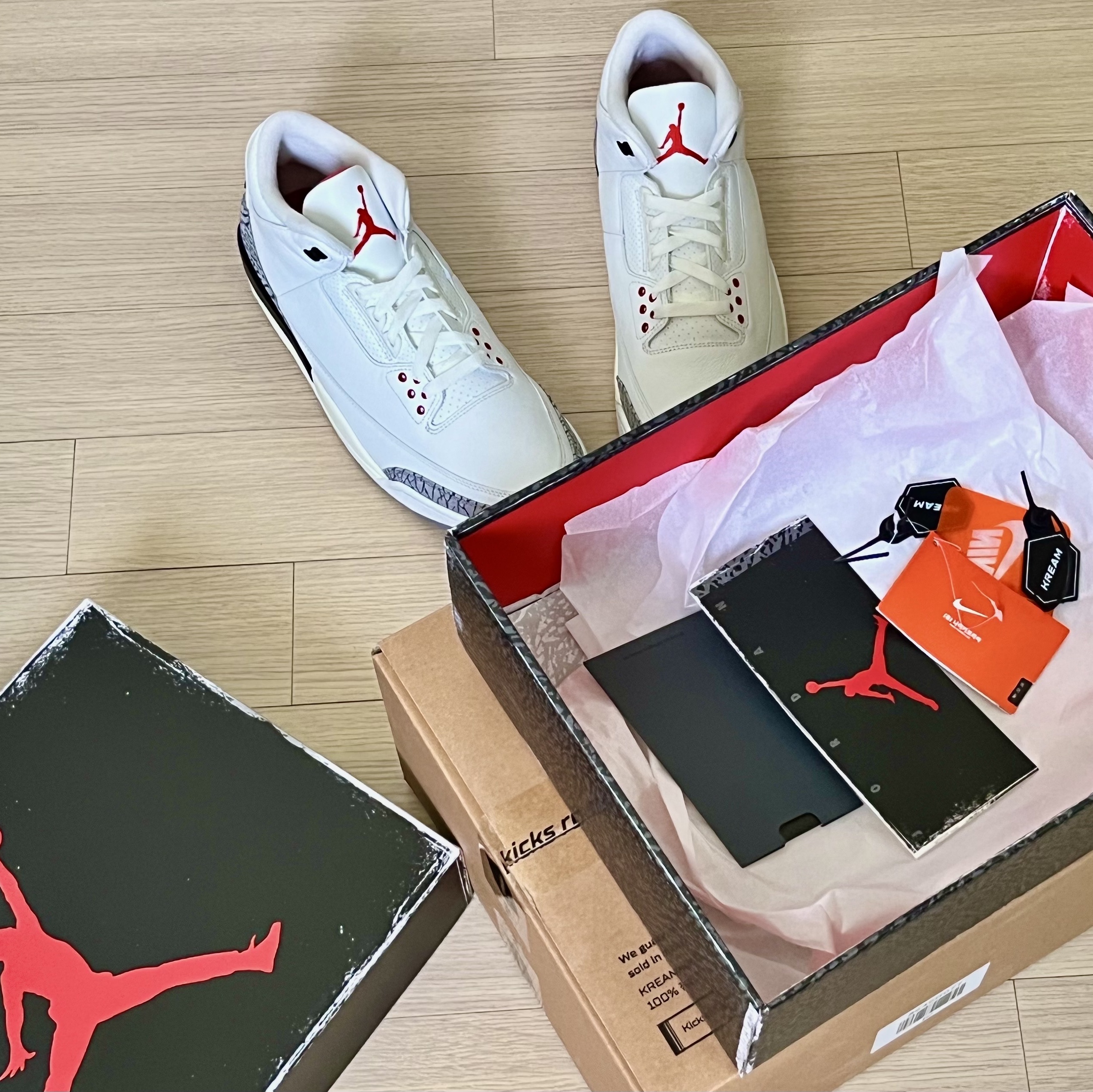 Jordan 3 Retro White Cement Reimagined 착용 스타일