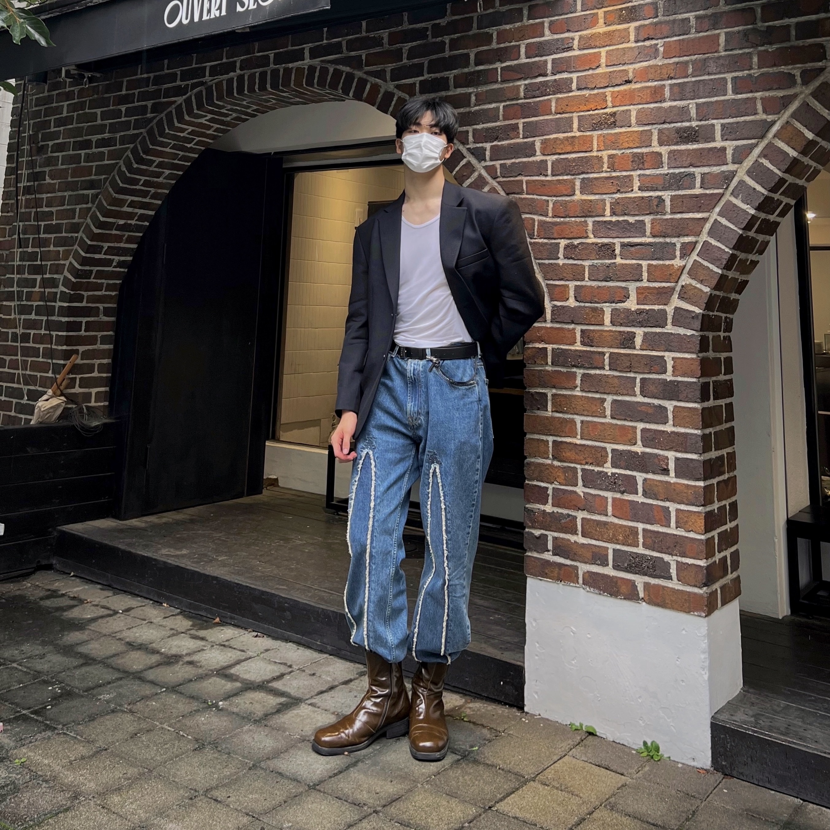 Our Legacy Third Cut Slash Denim, Our Legacy Camion Boot Olive Leather 착용 스타일 - 2
