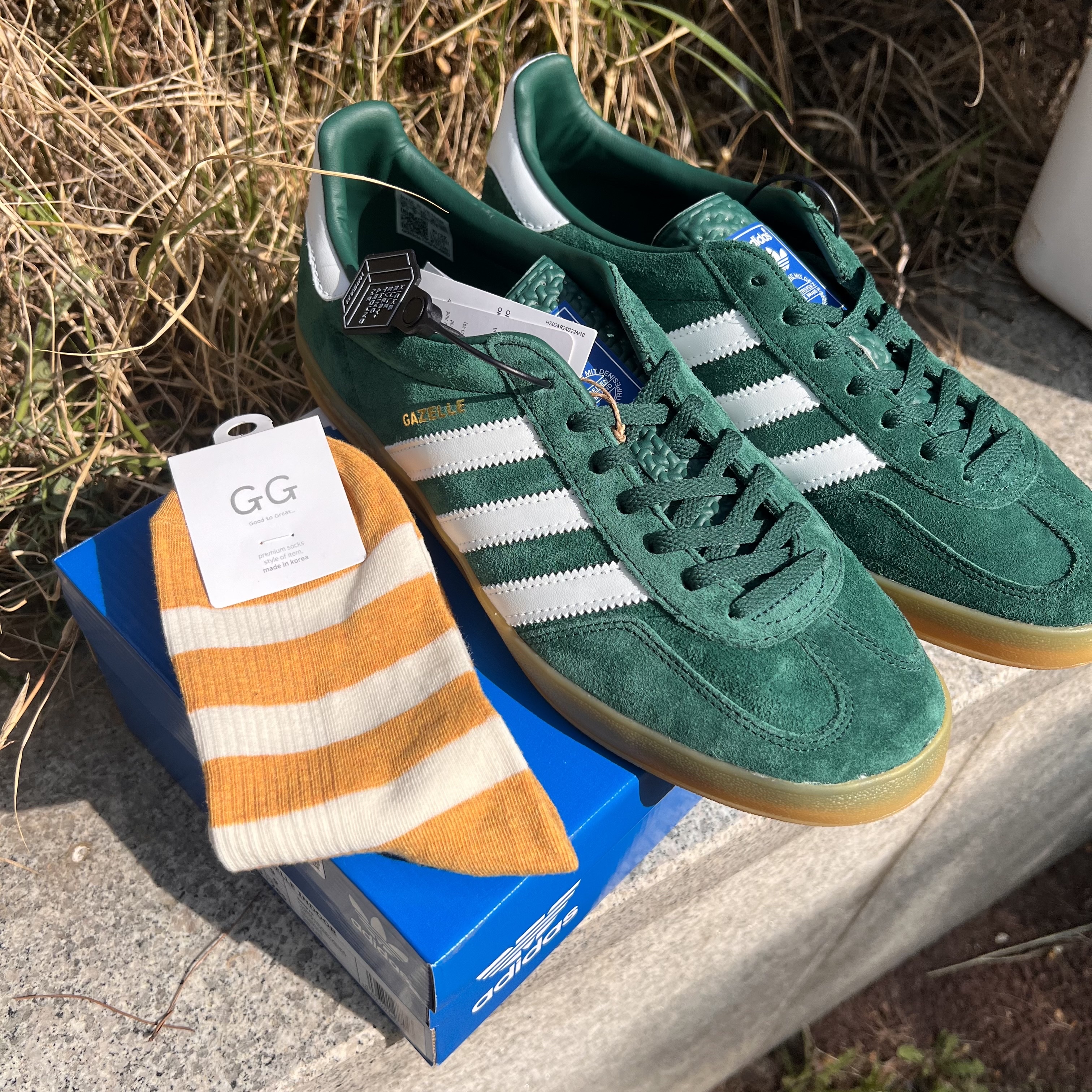 Adidas Gazelle Indoor Collegiate Green Hazy Sky 착용 스타일