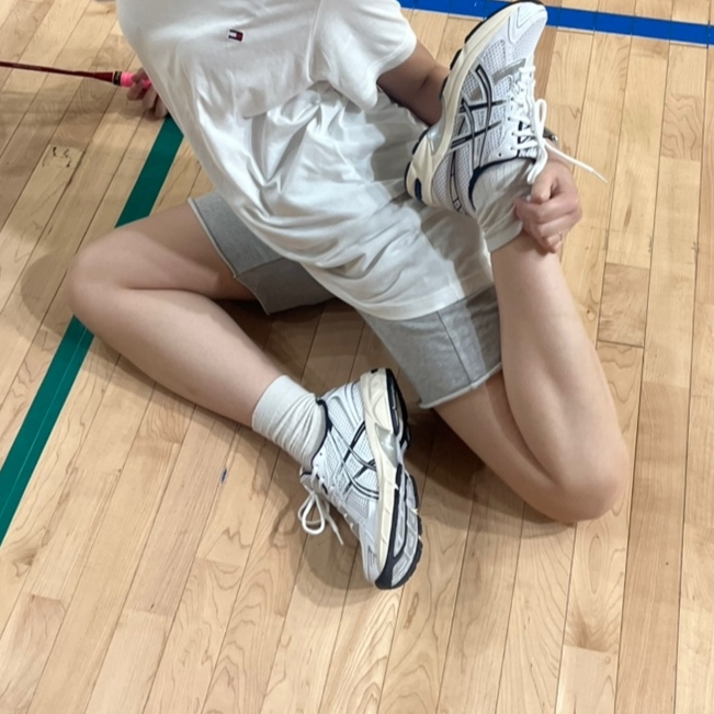 (W) Asics Gel-1130 White Midnight 착용 스타일 - 1