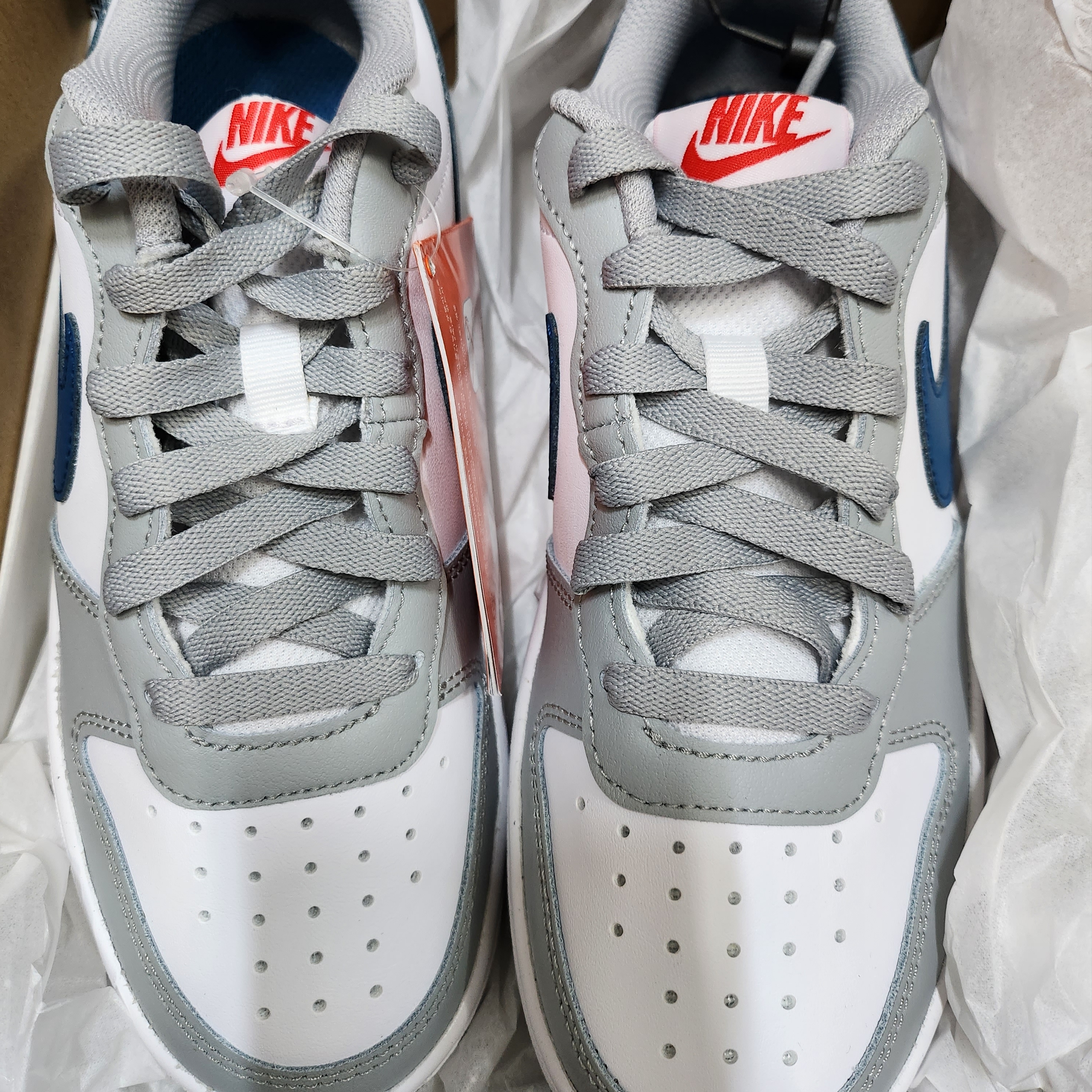(GS) Nike Court Borough Low 2 Light Smoke Grey 착용 스타일 - 1