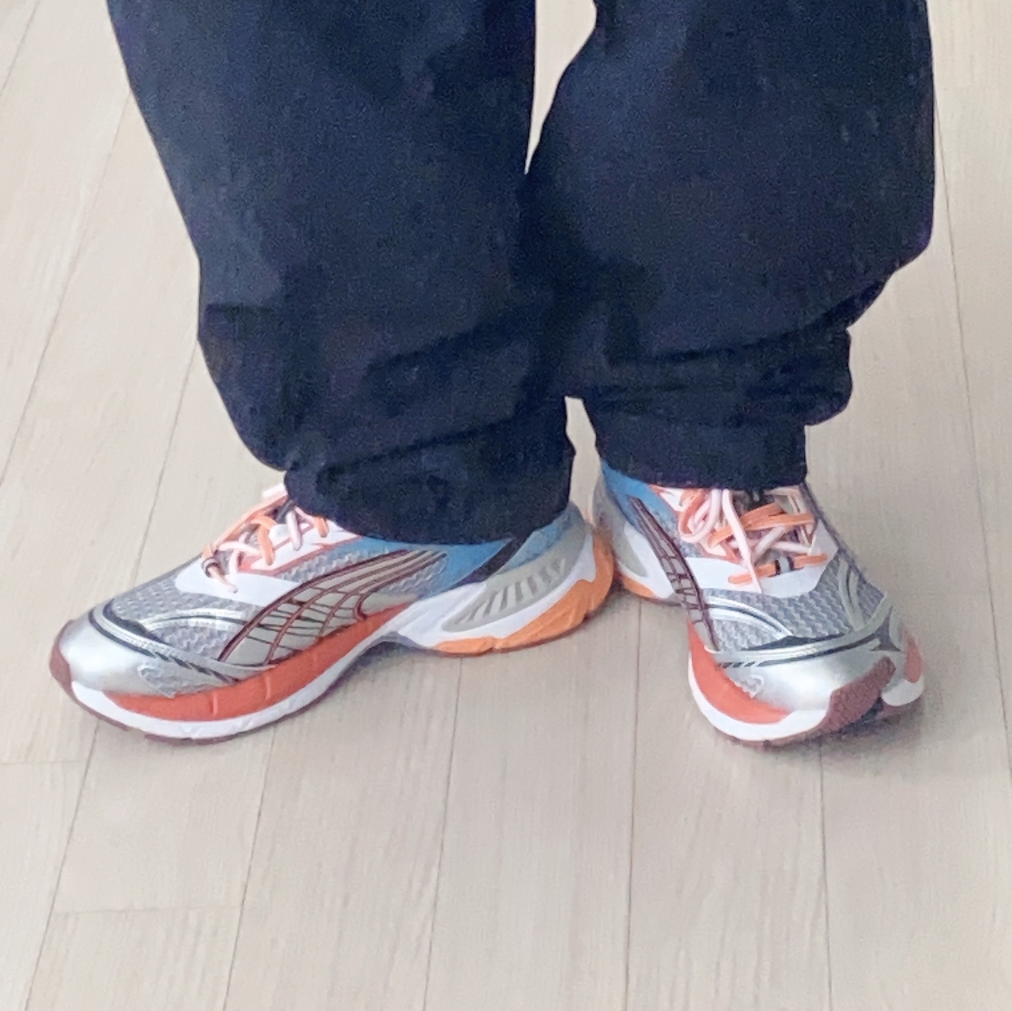 Puma Velophasis Phased Cool Light Gray Chili Powder ์ฐฉ์ฉ ์คํ์ผ - 4