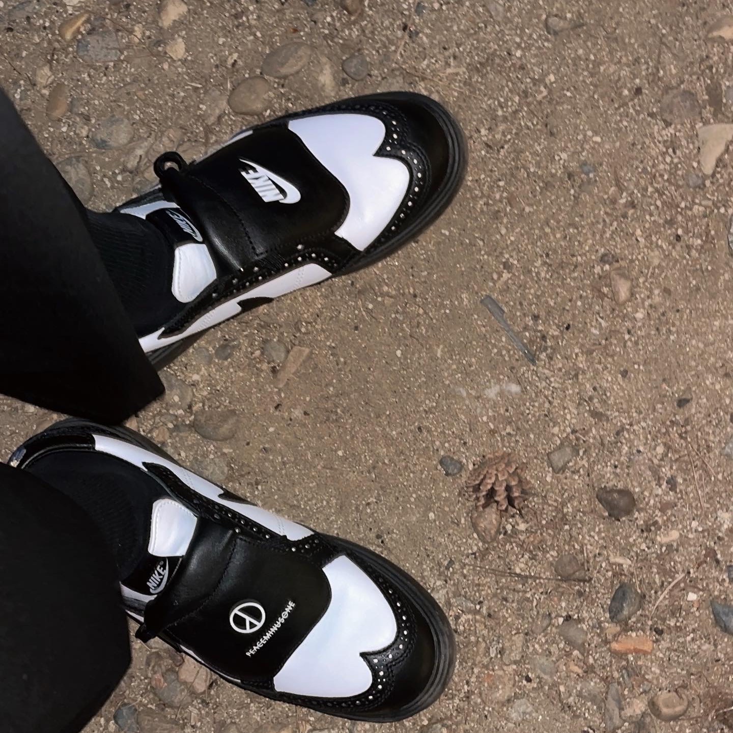 Nike x Peaceminusone Kwondo1 Black and White 착용 스타일 - 3