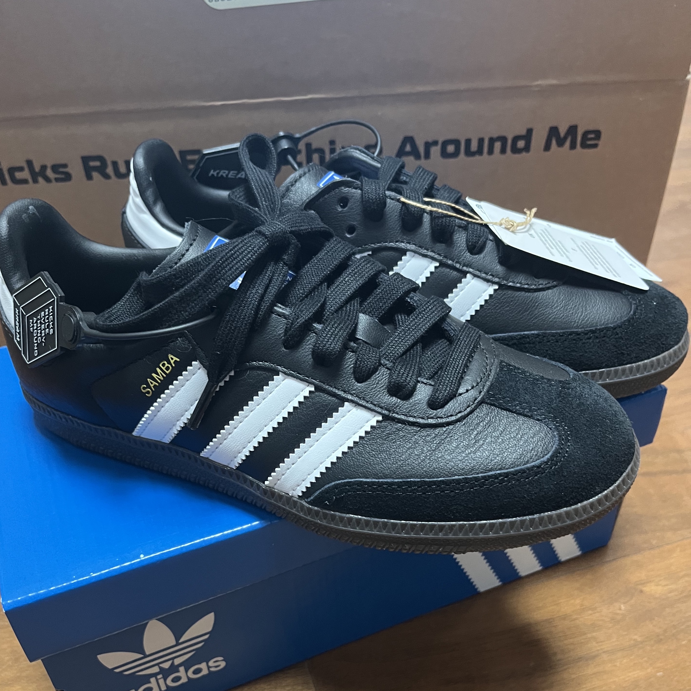 Adidas Samba OG Black White Gum 착용 스타일