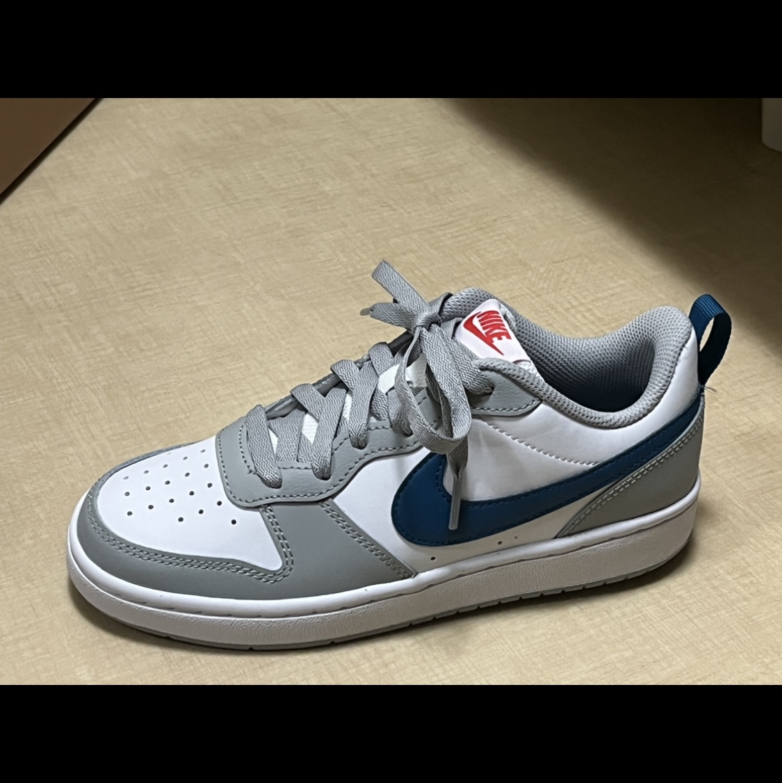 (GS) Nike Court Borough Low 2 Light Smoke Grey 착용 스타일 - 1