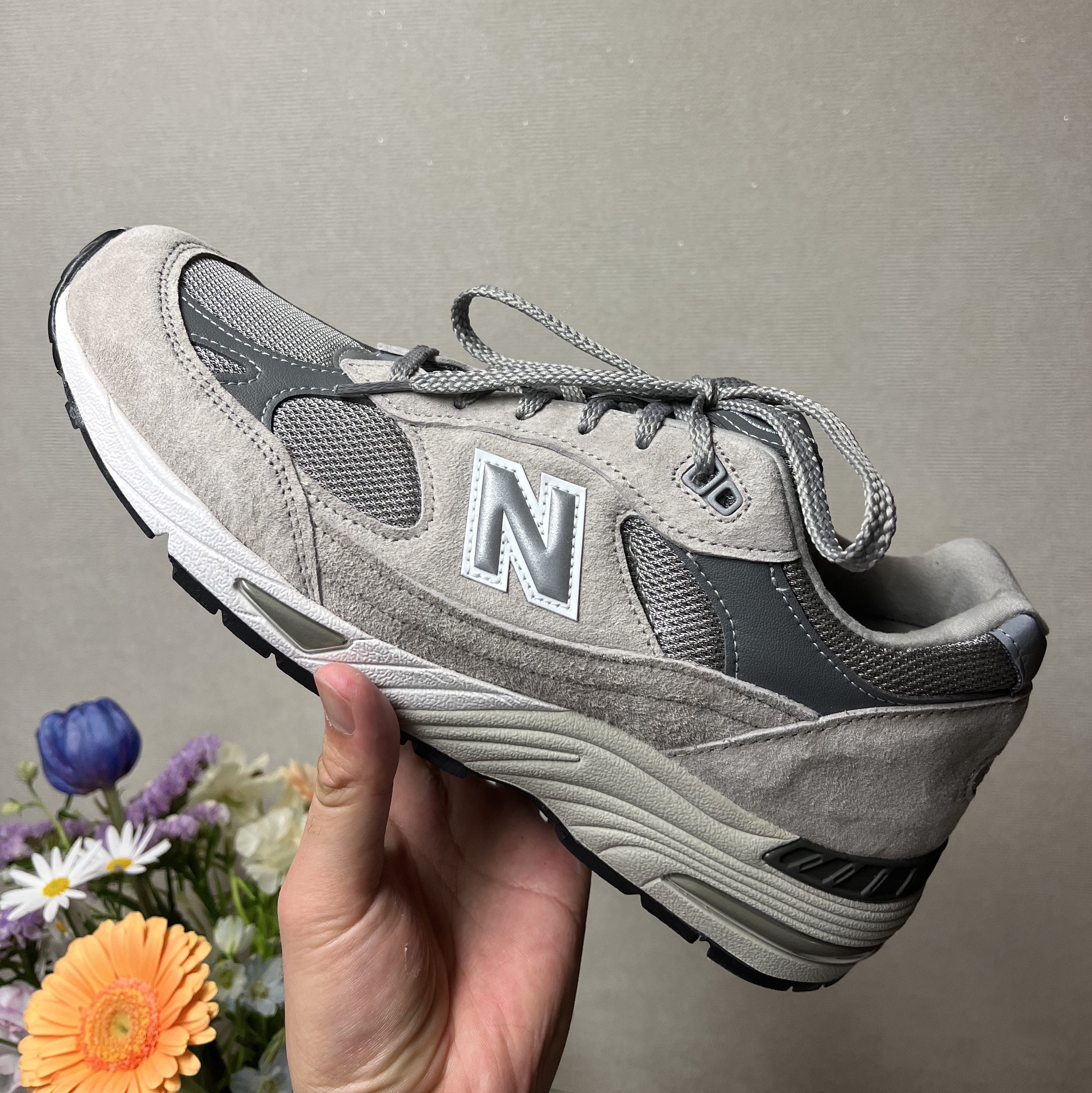 New Balance 991 Made in UK Grey 착용 스타일