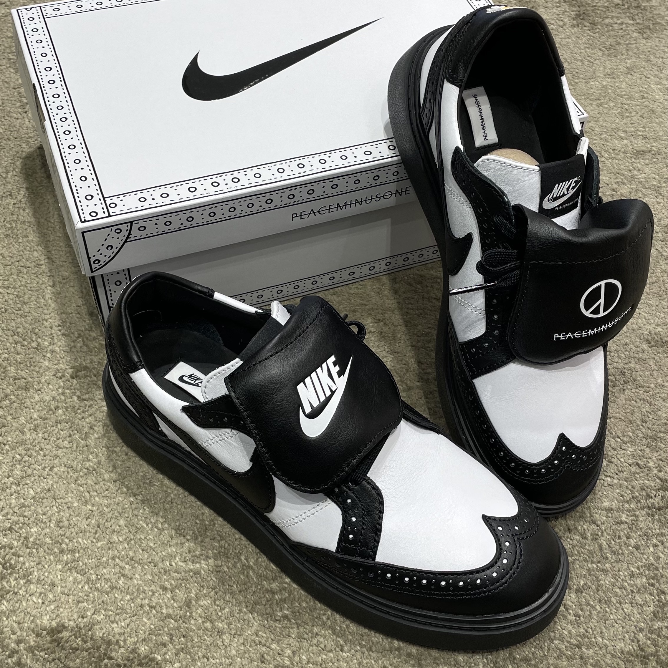 Nike x Peaceminusone Kwondo1 Black and White 착용 스타일